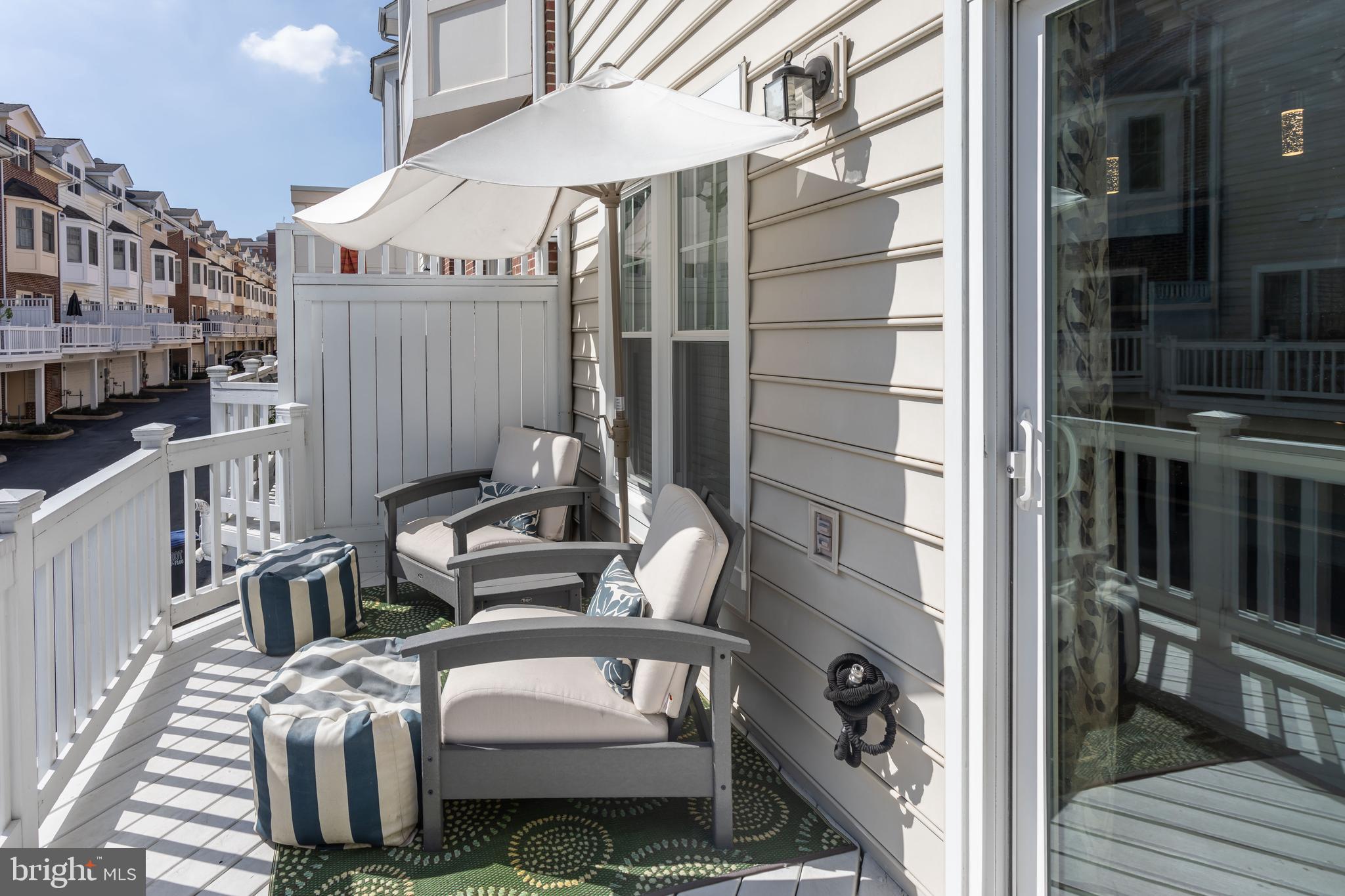 CLARENDON PARK - Residential