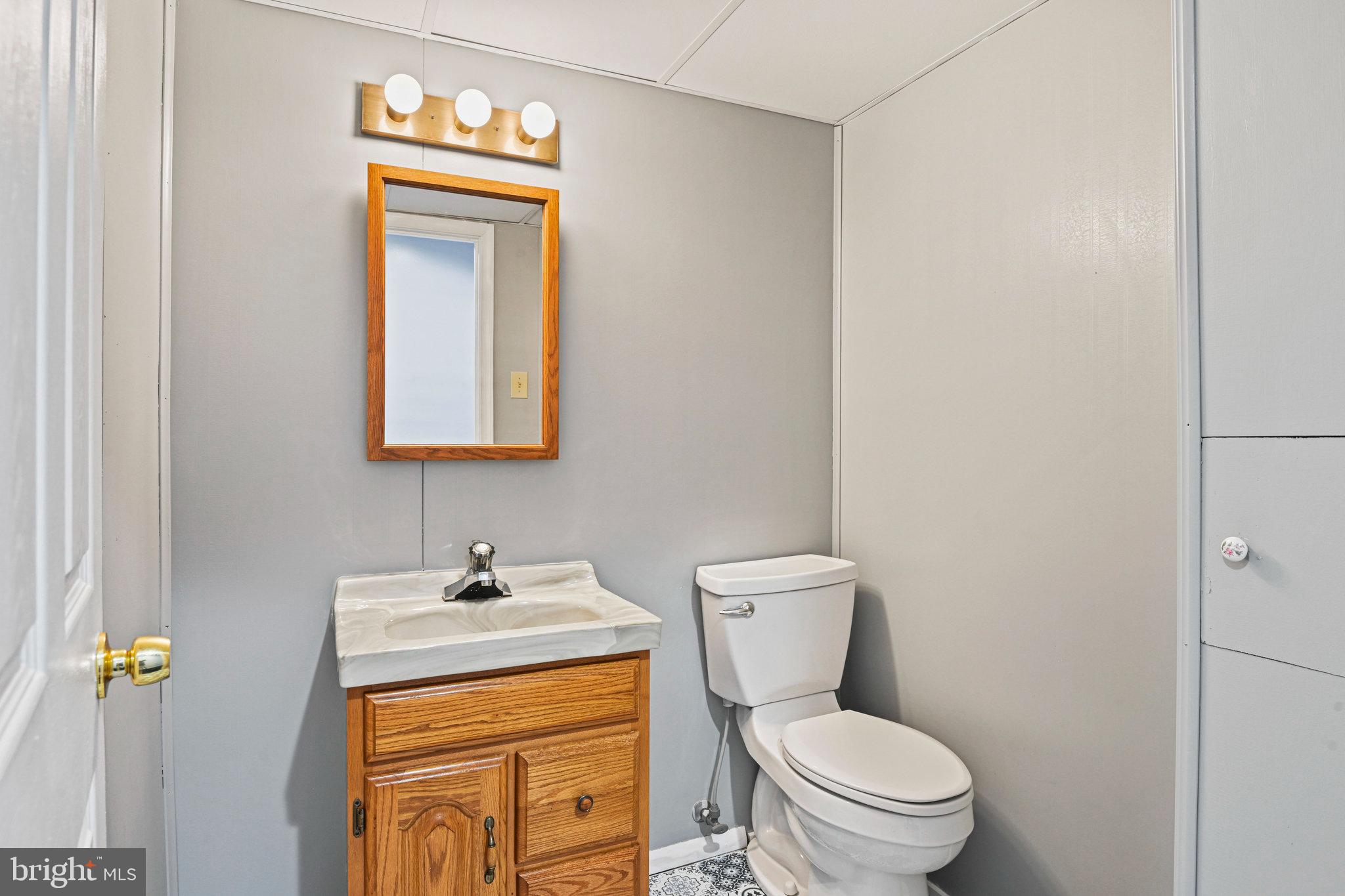 SENECA CHASE - Residential