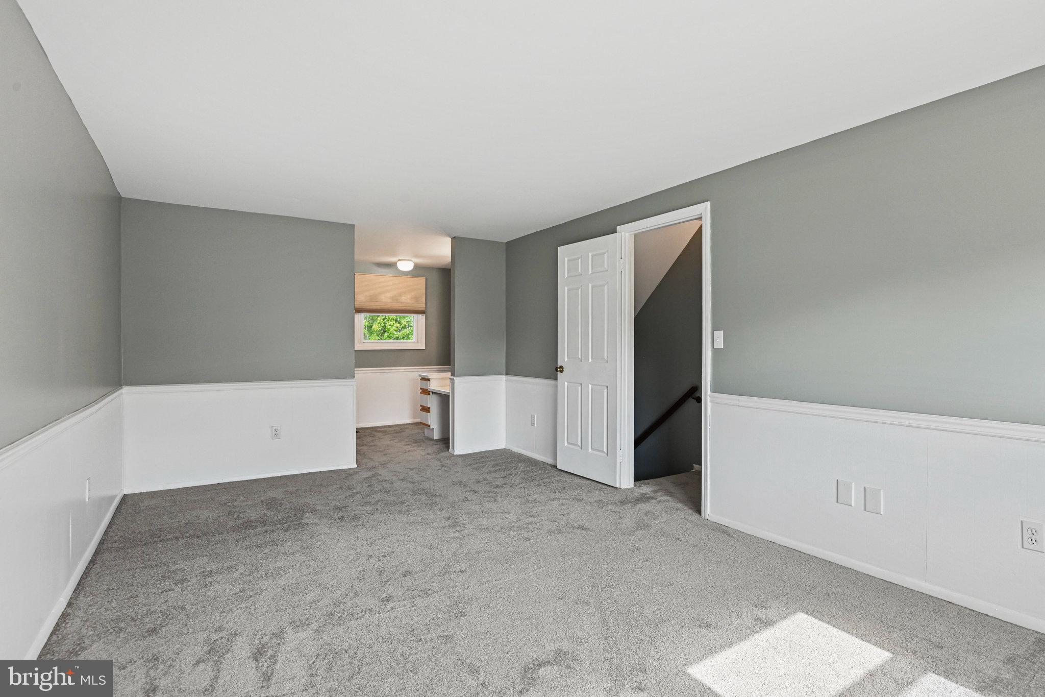 SENECA CHASE - Residential