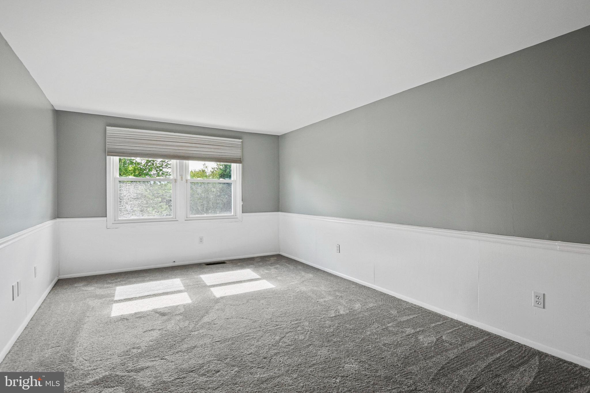 SENECA CHASE - Residential