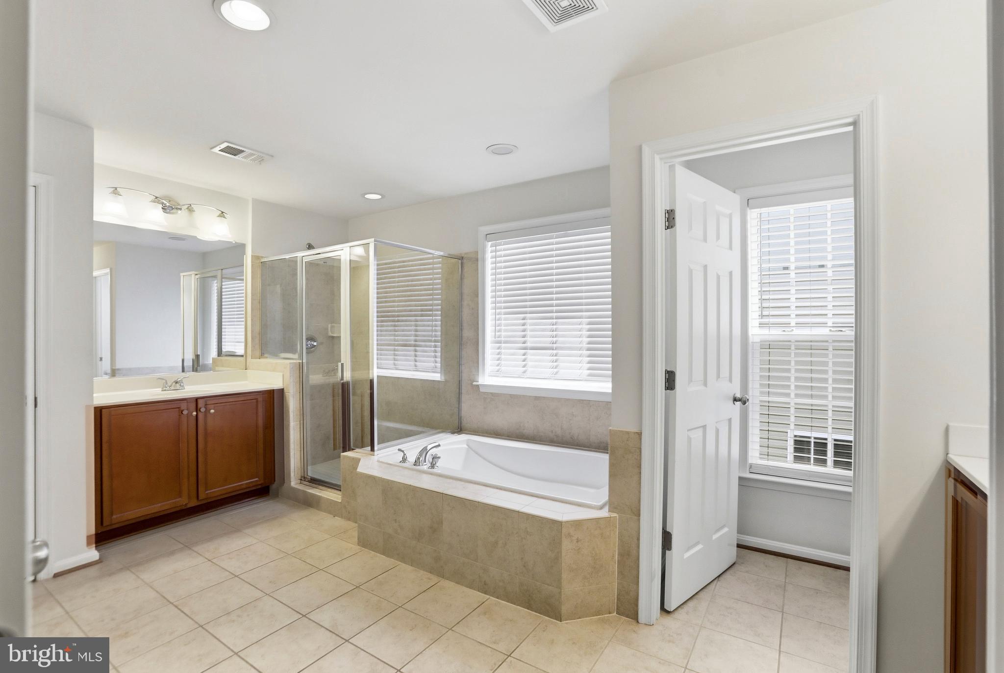 HOPEWELLS LANDING - Residential
