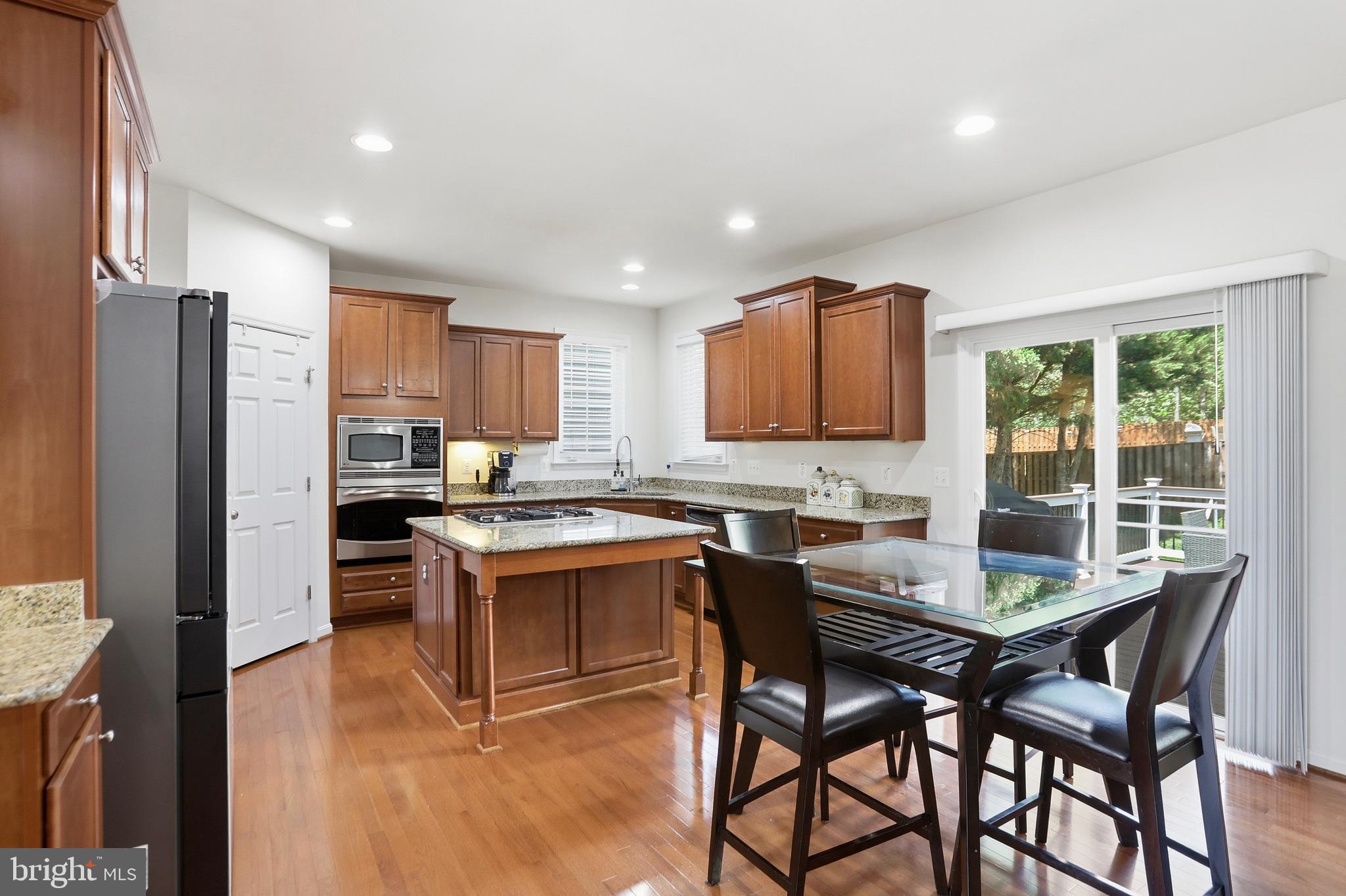 HOPEWELLS LANDING - Residential