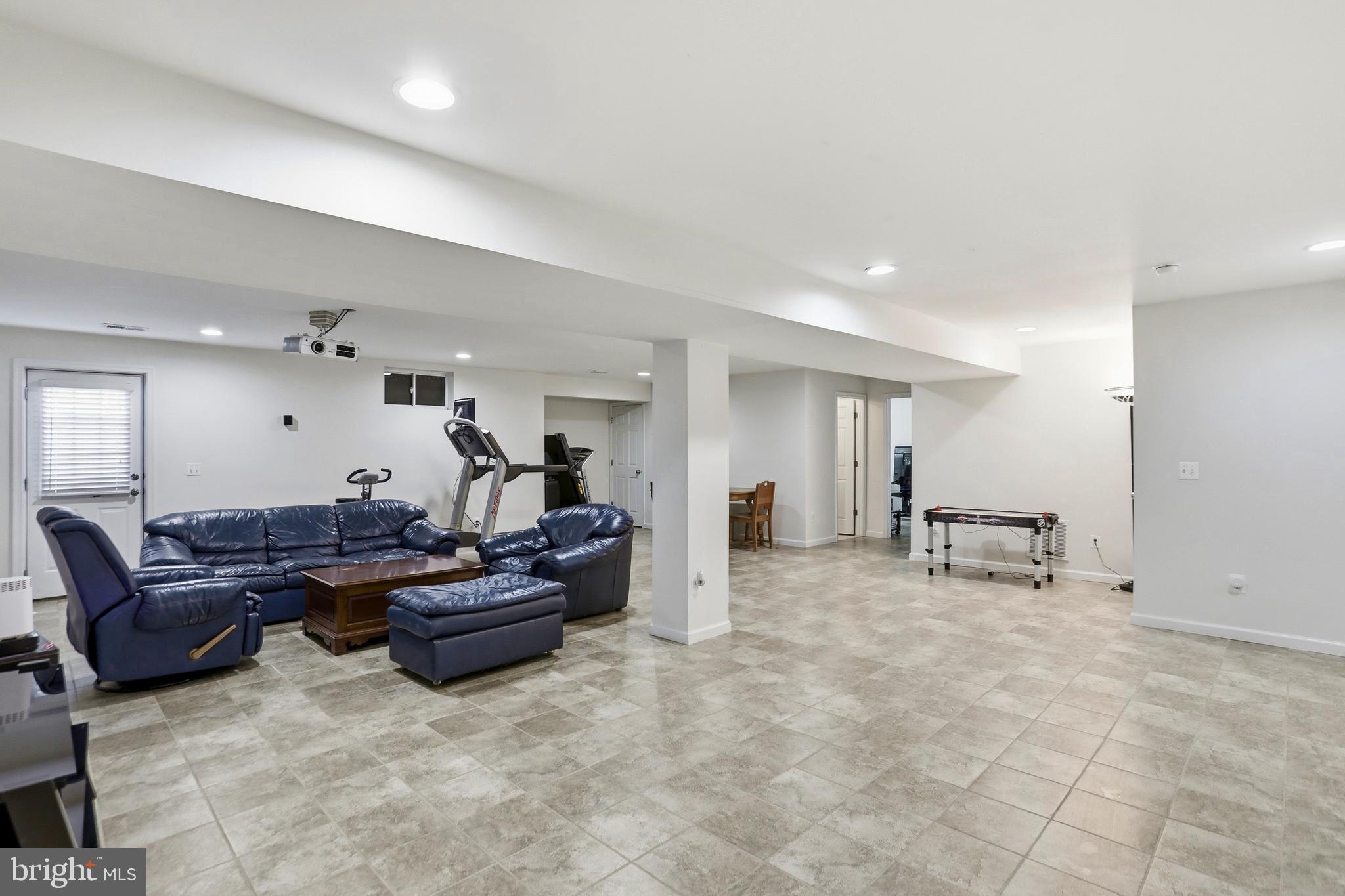 HOPEWELLS LANDING - Residential