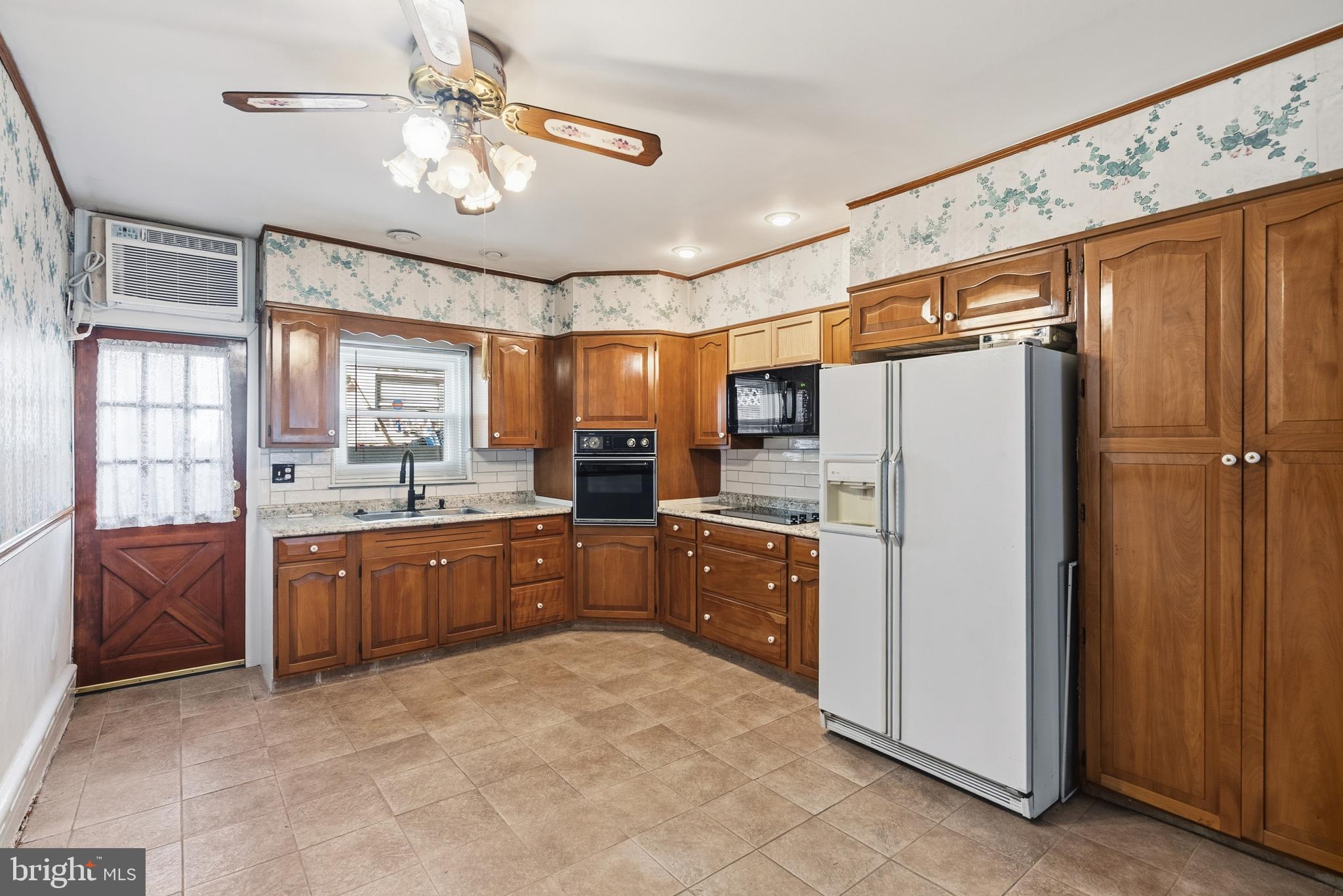 EAST PASSYUNK CROSSING - Residential