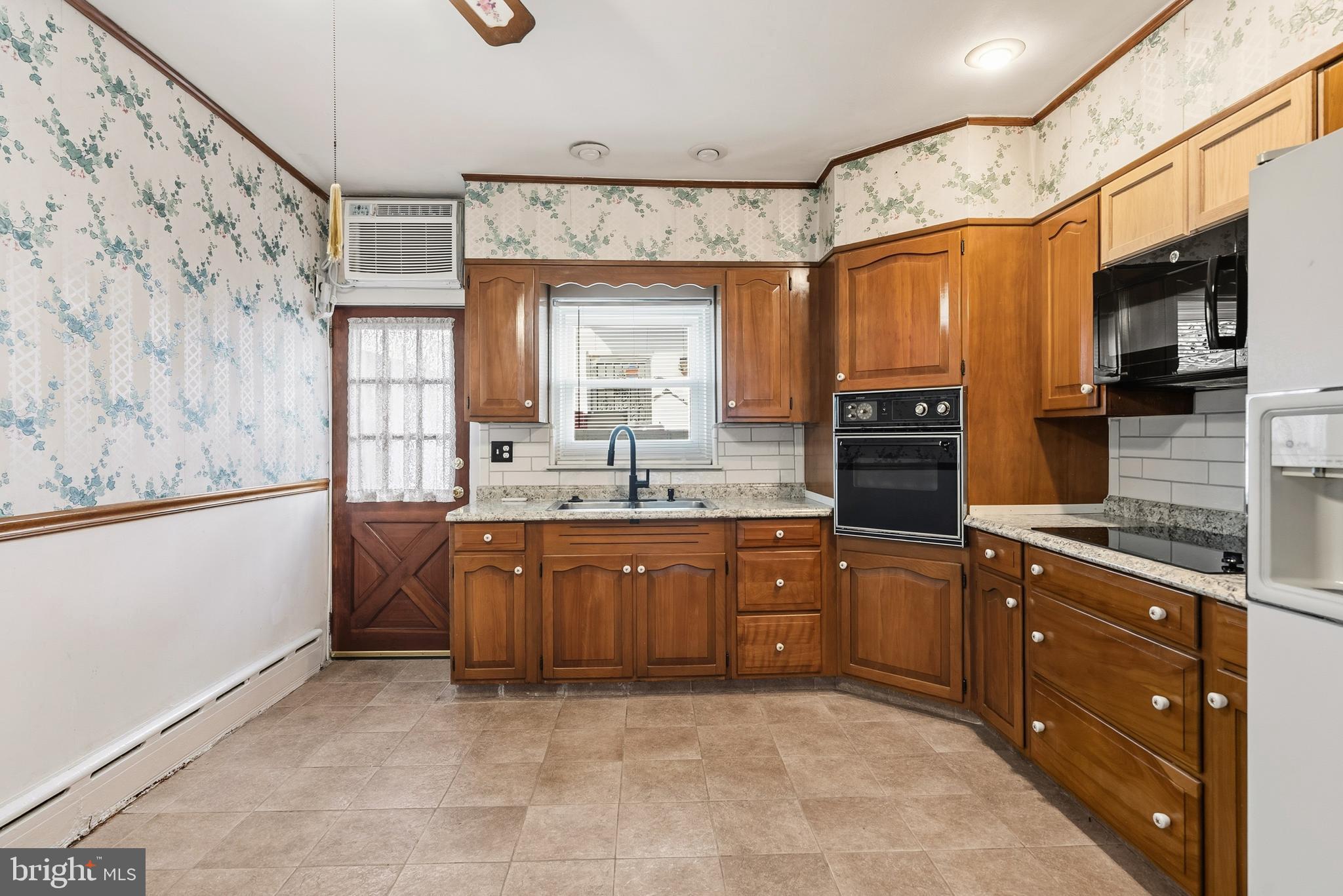 EAST PASSYUNK CROSSING - Residential