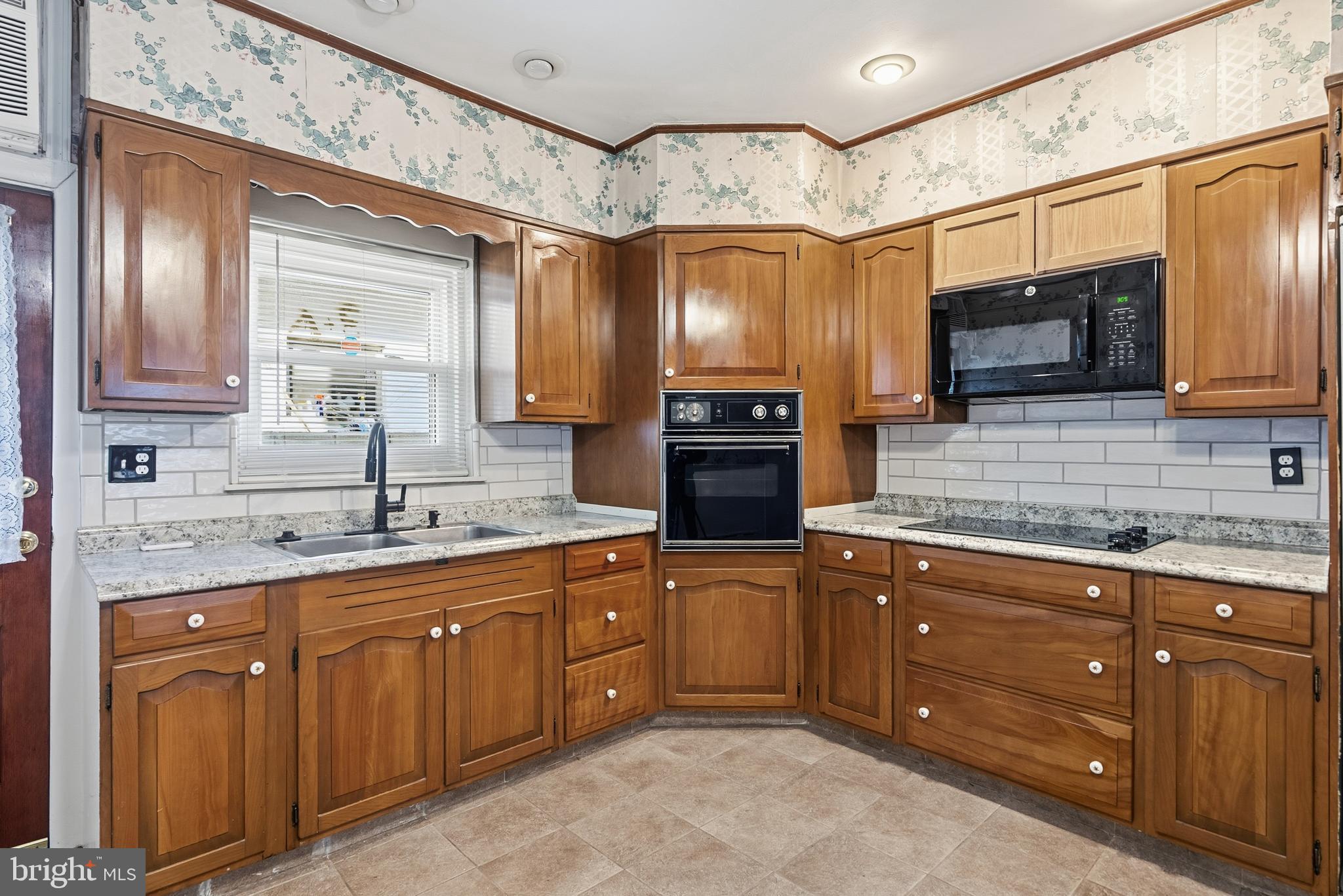 EAST PASSYUNK CROSSING - Residential