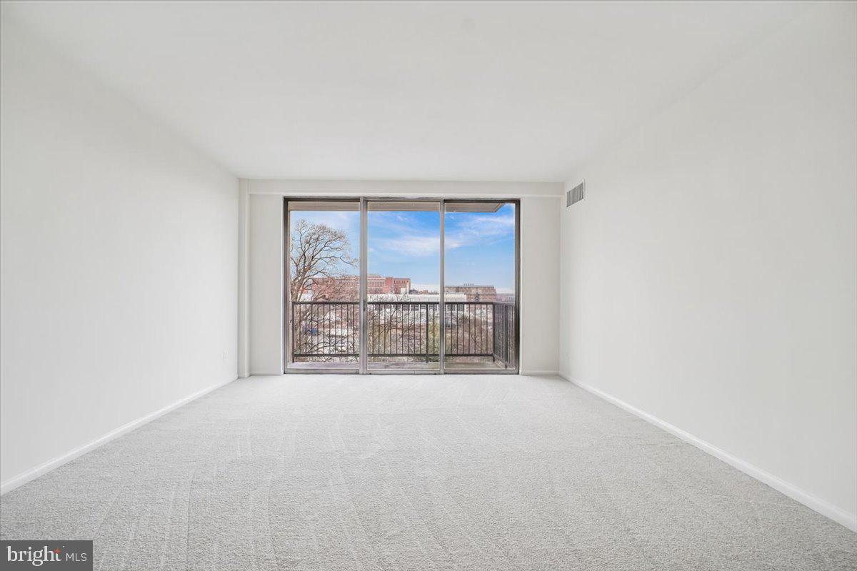 4977 BATTERY LANE 1-811