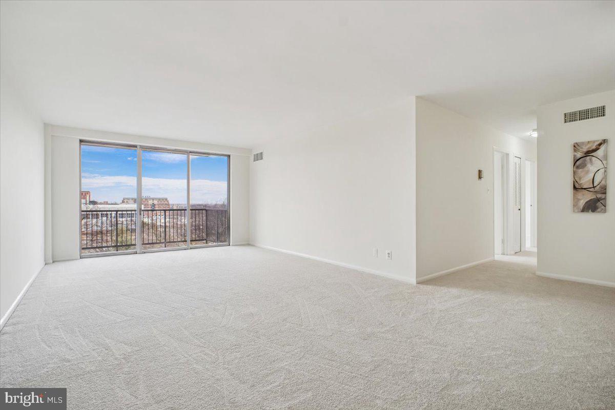 4977 BATTERY LANE 1-811