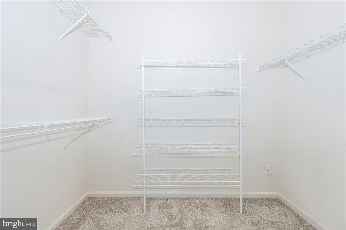 GALYN MANOR - Residential