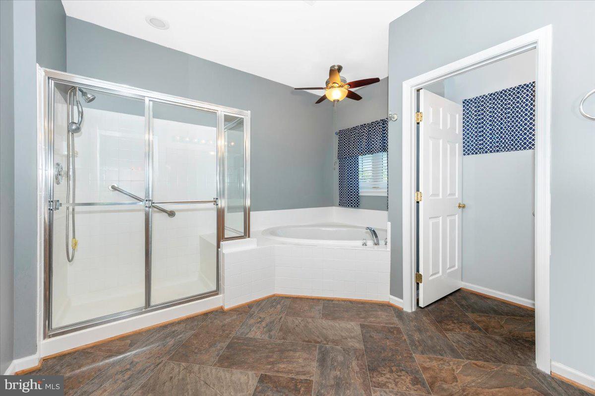 GALYN MANOR - Residential