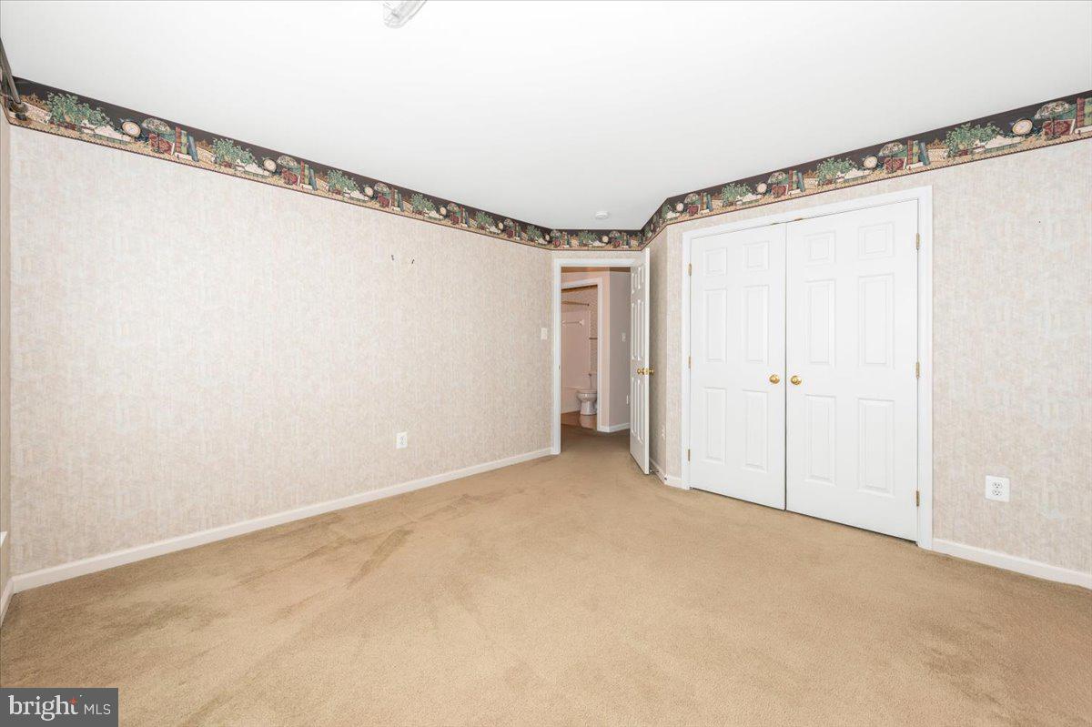 GALYN MANOR - Residential