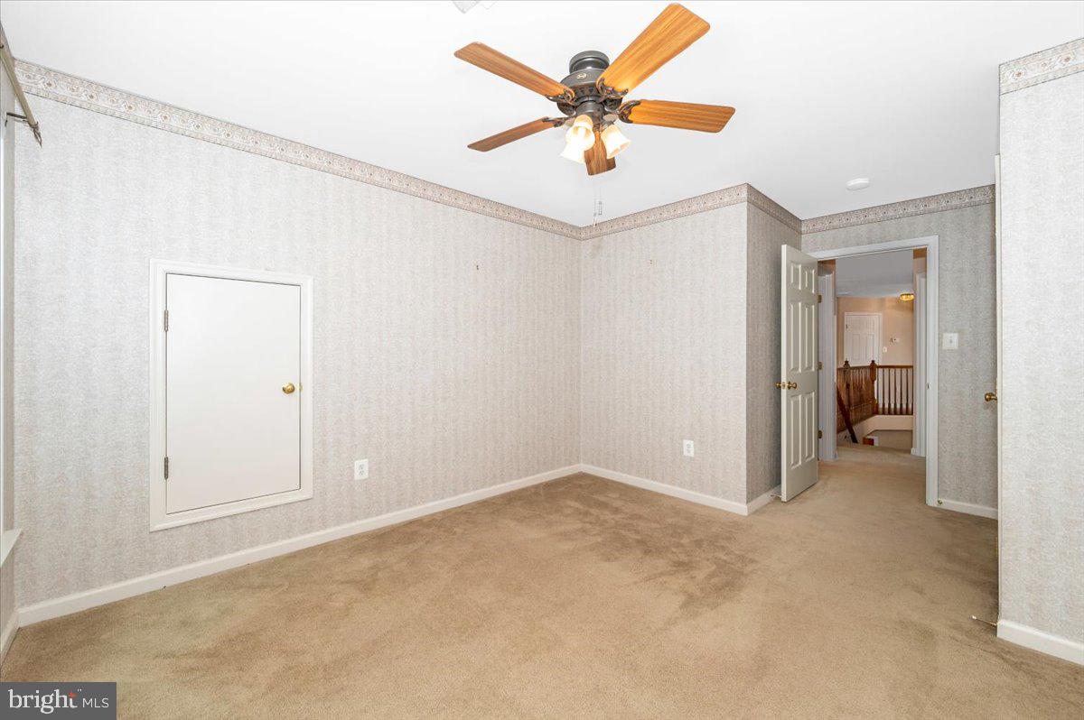 GALYN MANOR - Residential