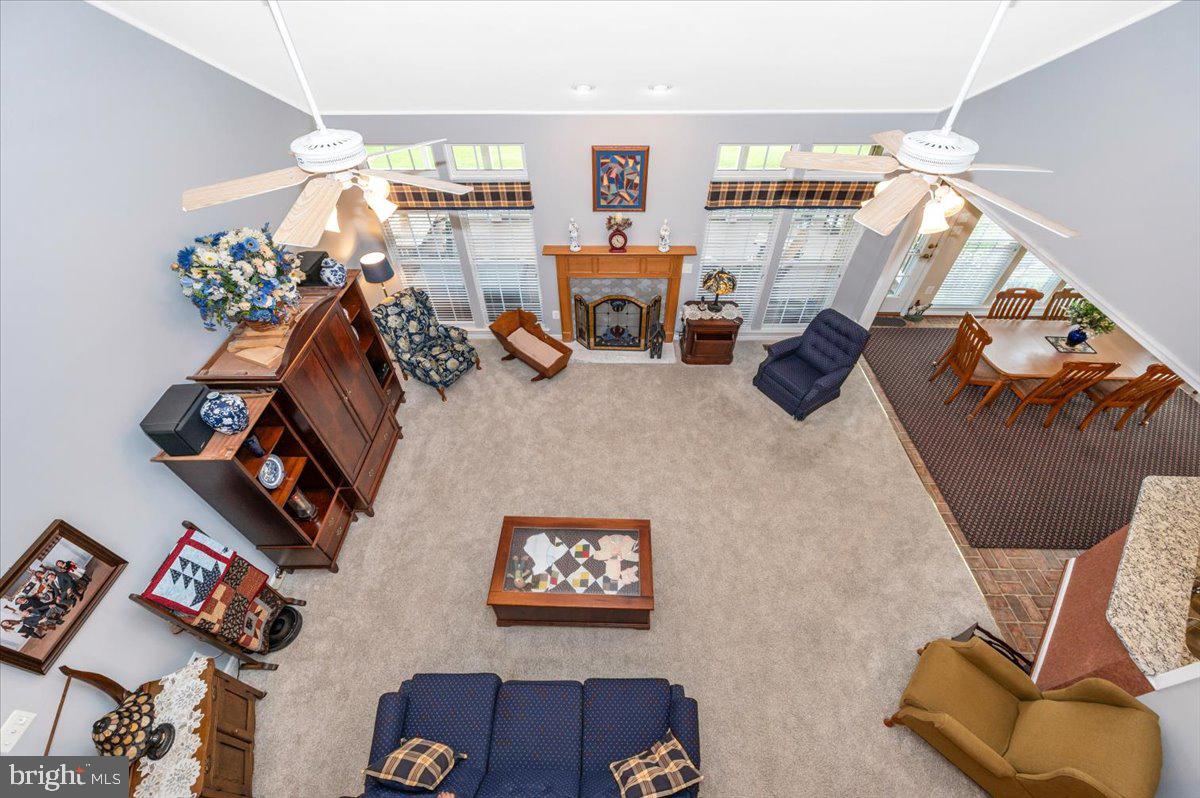 GALYN MANOR - Residential