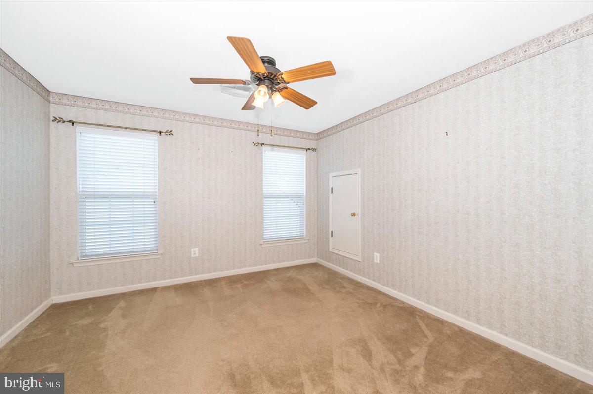 GALYN MANOR - Residential