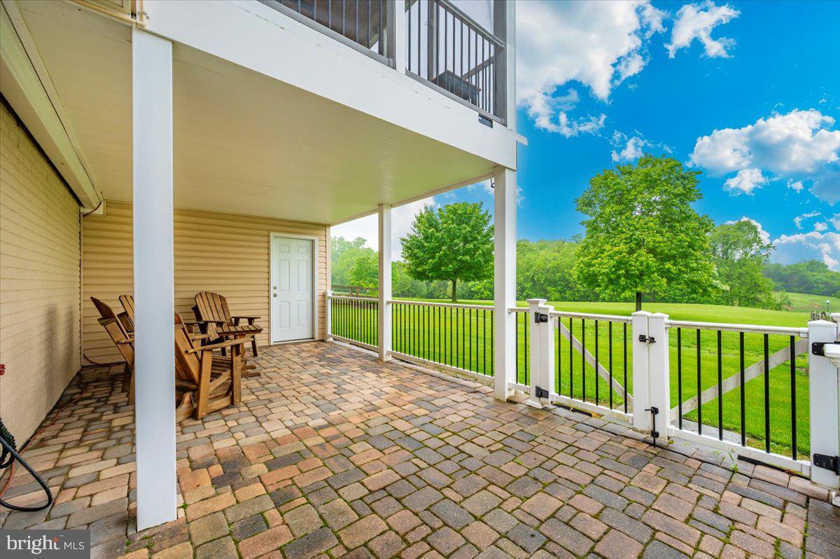 GALYN MANOR - Residential