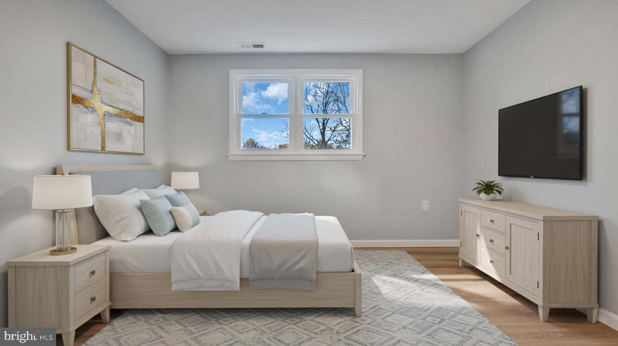 WOODSIDE FOREST - Residential