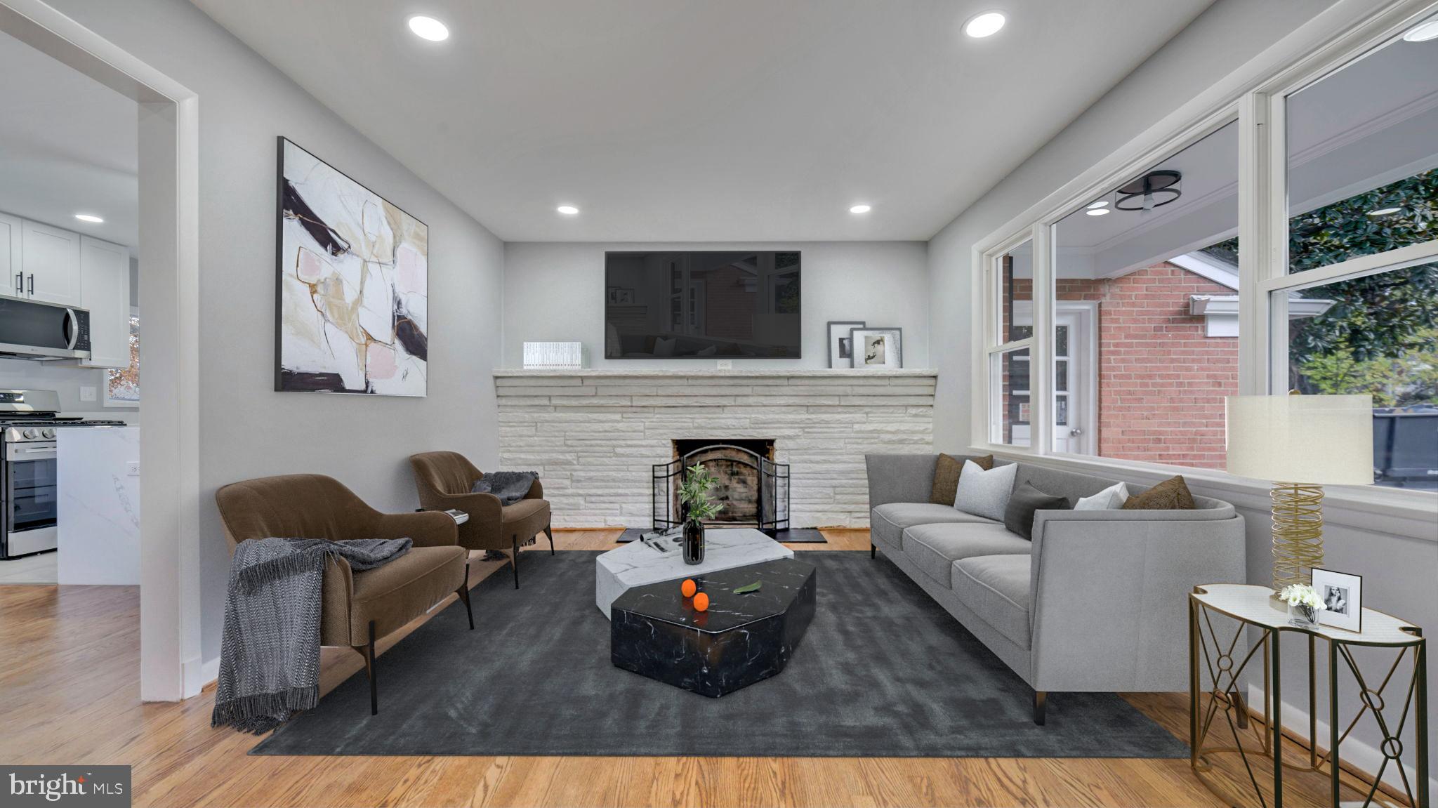 WOODSIDE FOREST - Residential