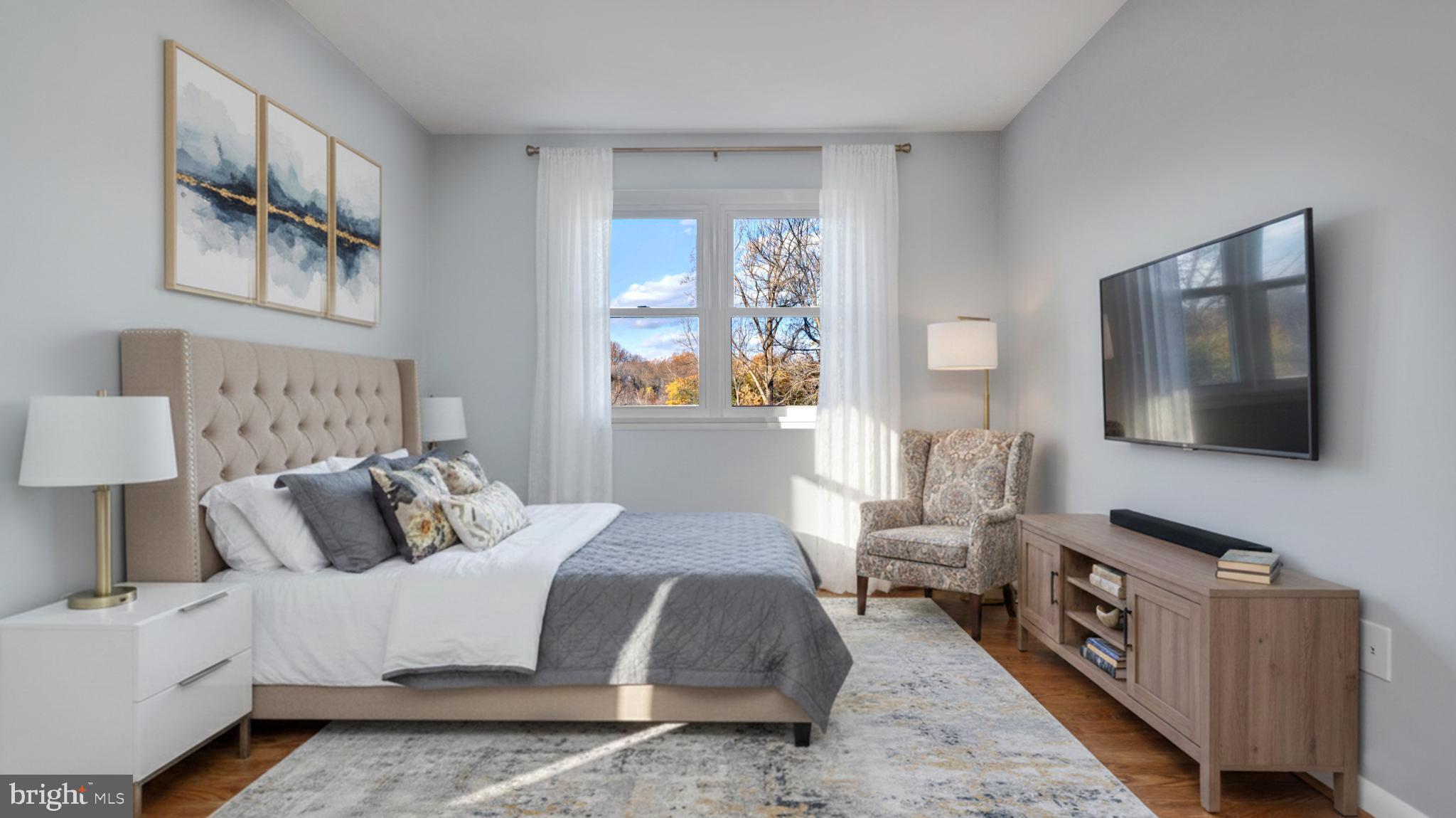 WOODSIDE FOREST - Residential