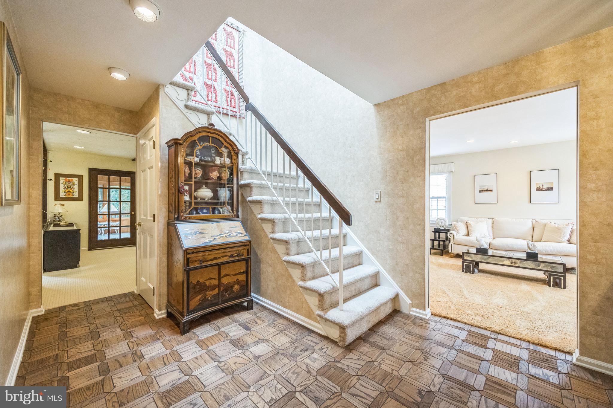 1032 BOBWHITE DRIVE