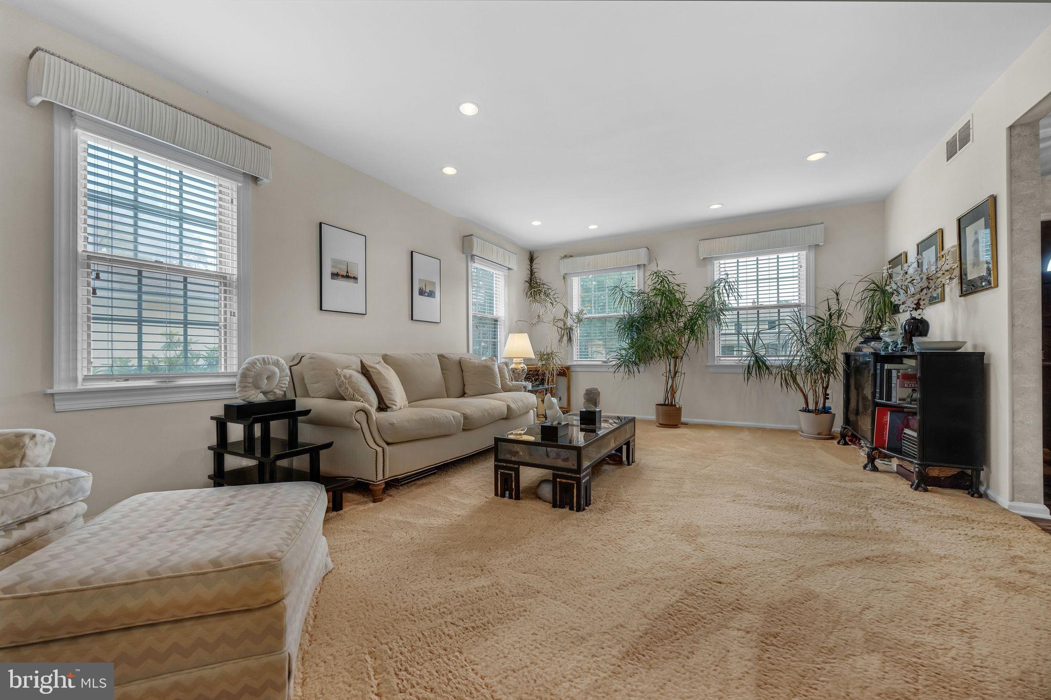 1032 BOBWHITE DRIVE