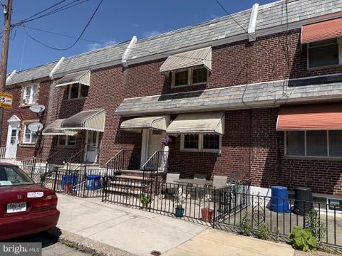 Townhouse For Sale - 1827 S Dover Street<br/> PHILADELPHIA, PA 19145