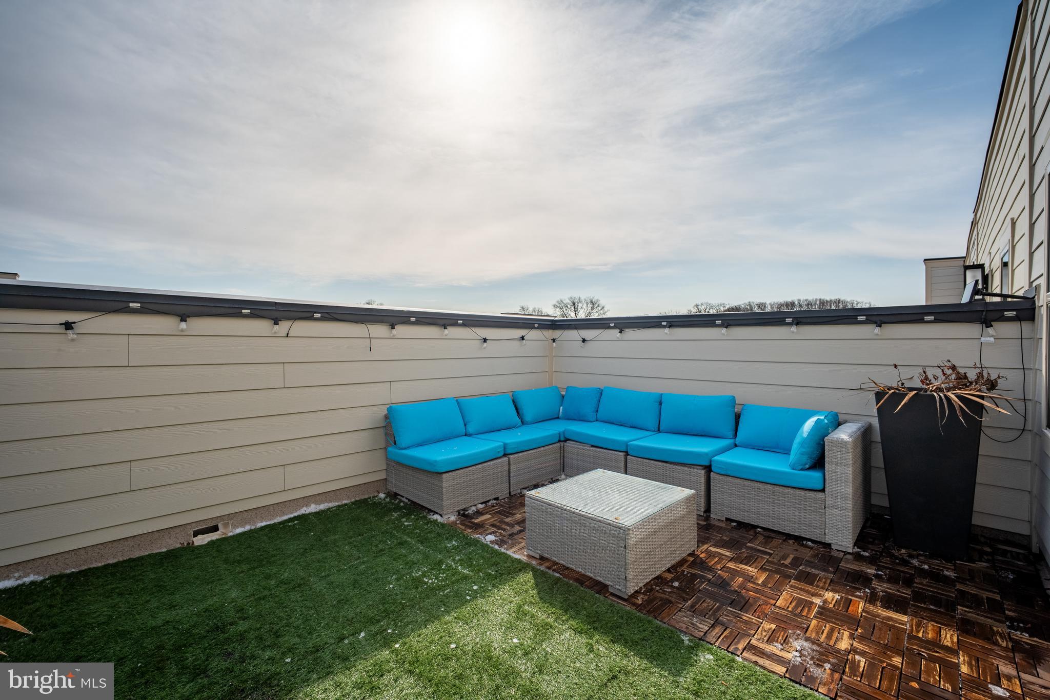 BOULEVARD VI TOWNS - Residential