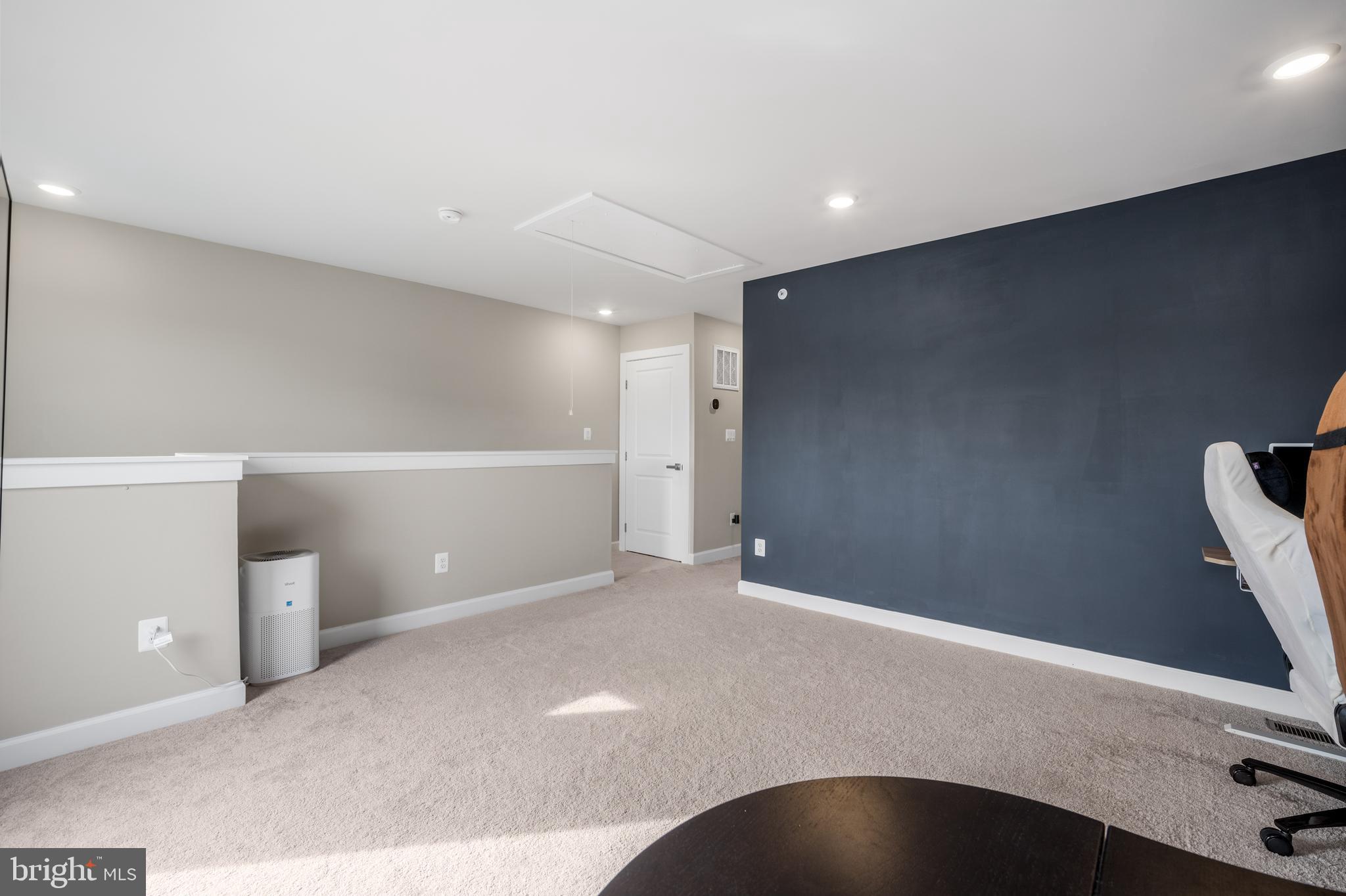 BOULEVARD VI TOWNS - Residential