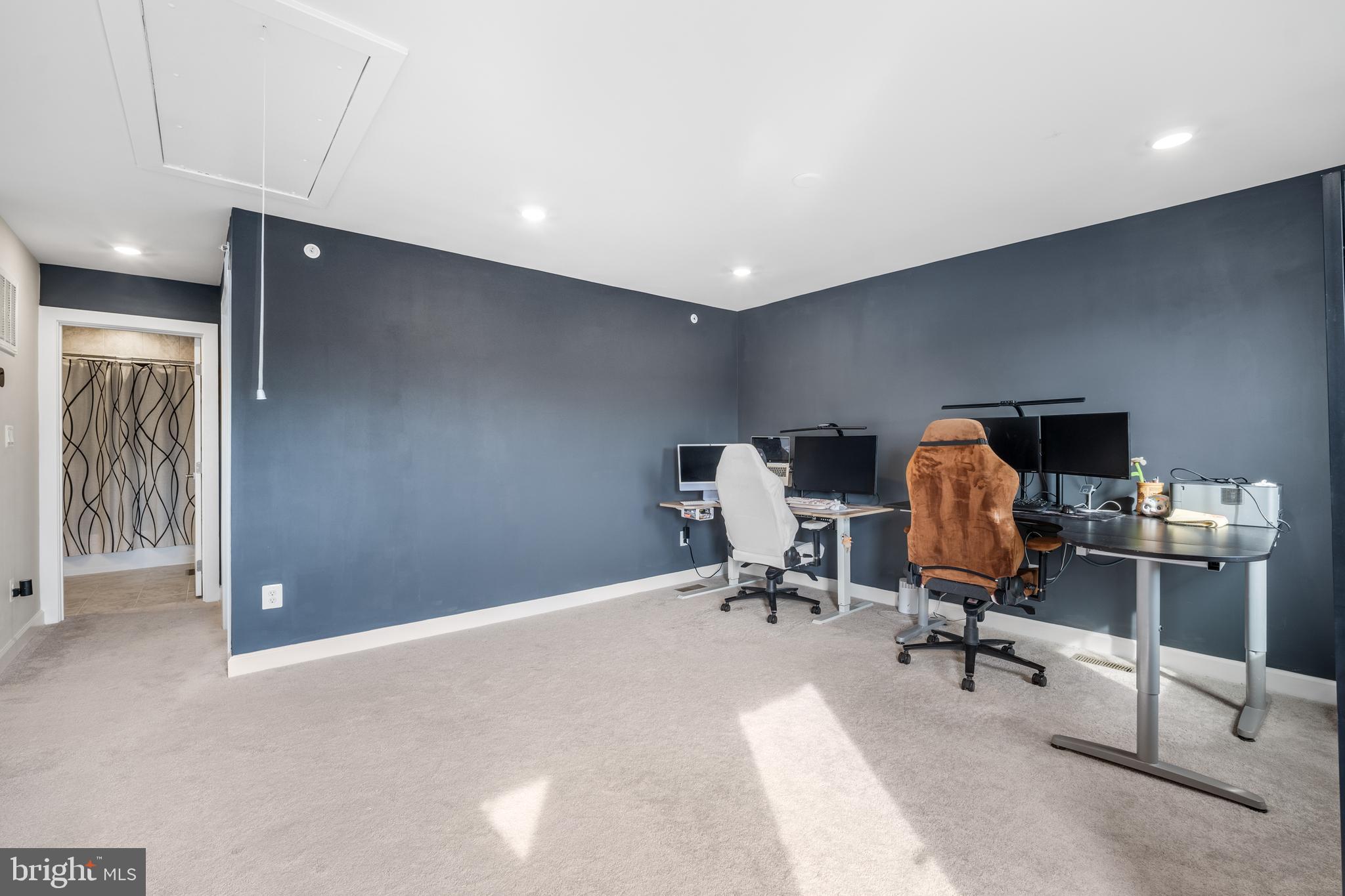 BOULEVARD VI TOWNS - Residential