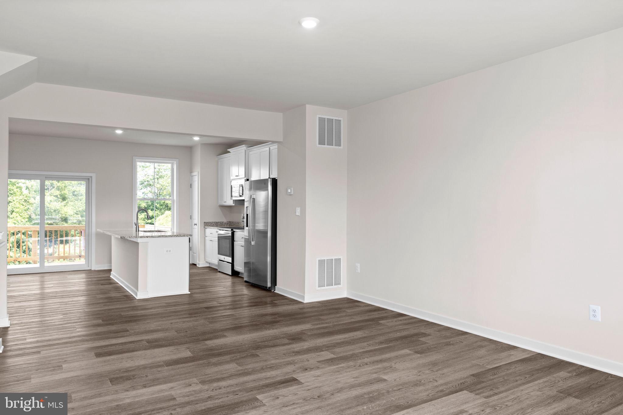 COLD SPRING RUN - Residential