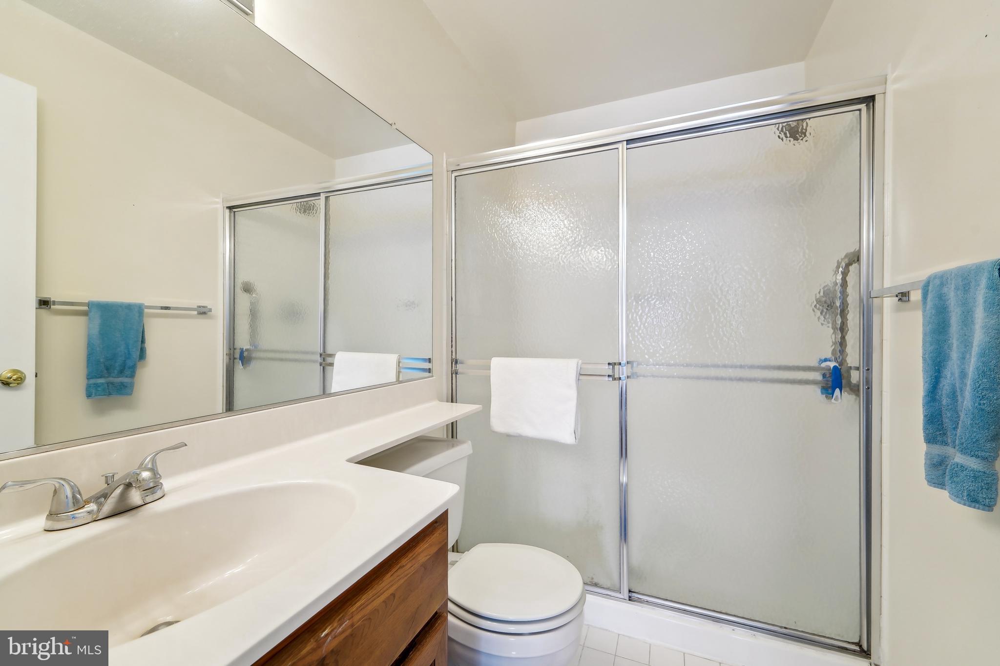 PERRY HALL - Residential