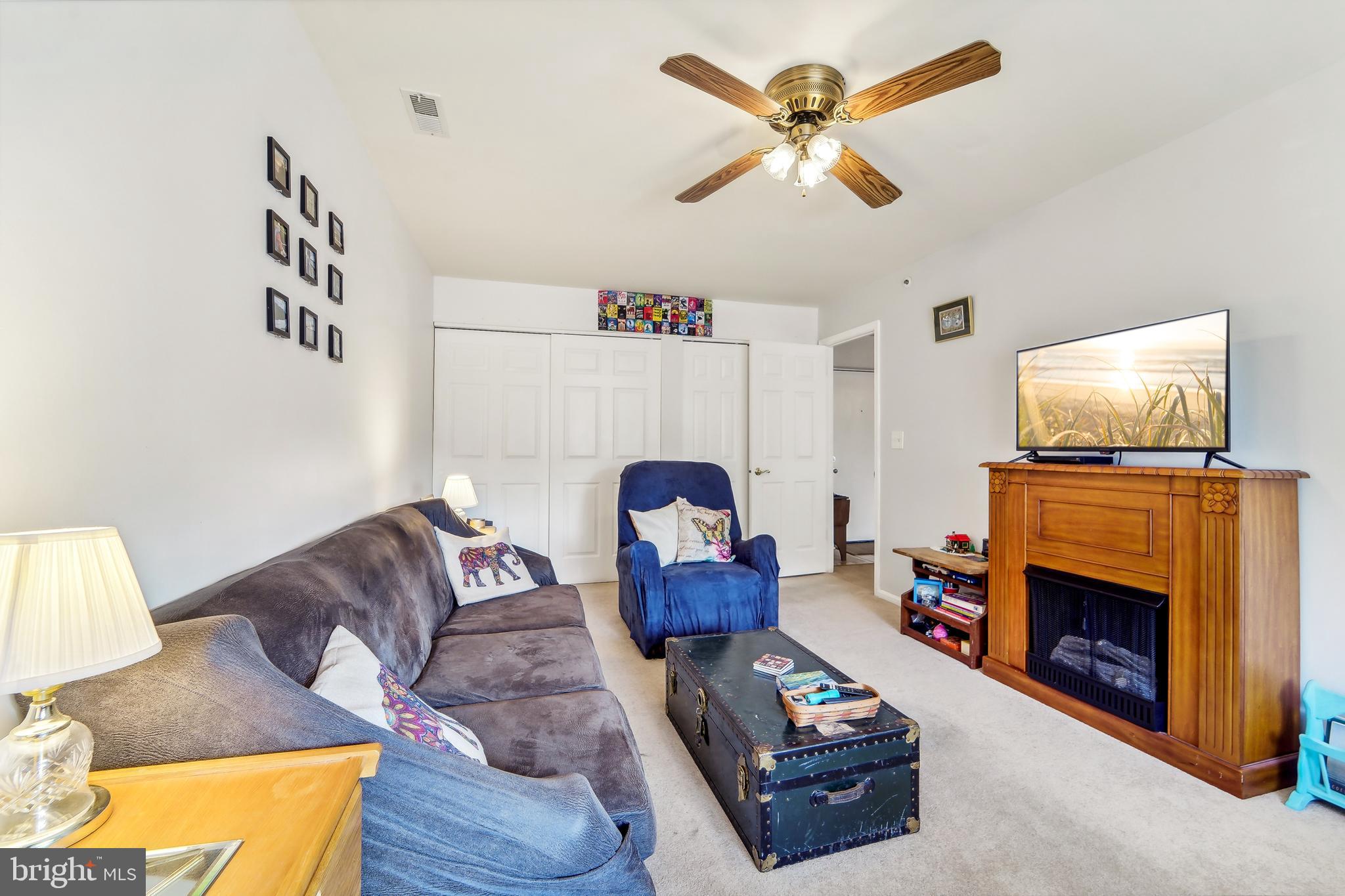 PERRY HALL - Residential