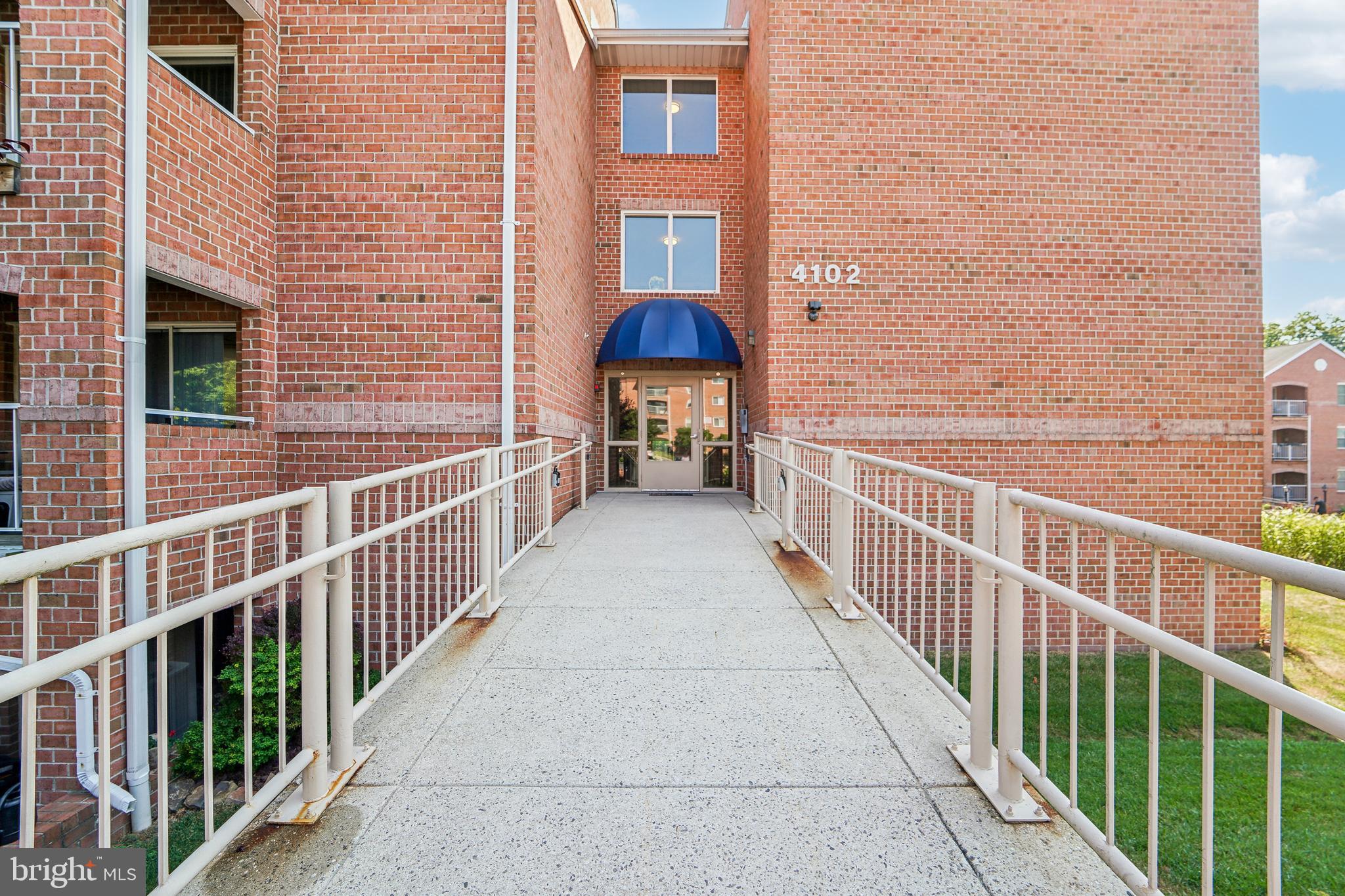 PERRY HALL - Residential