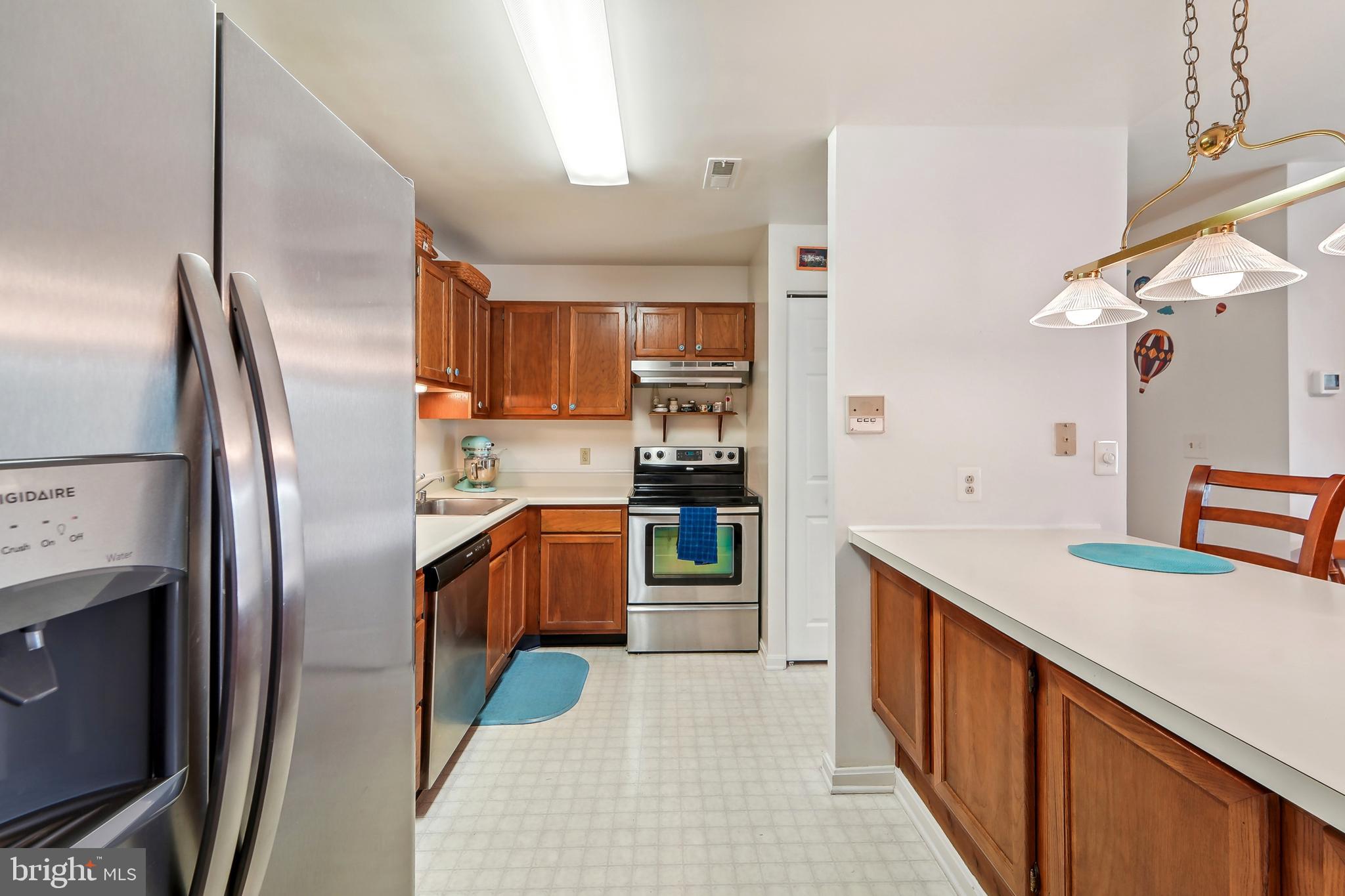 PERRY HALL - Residential