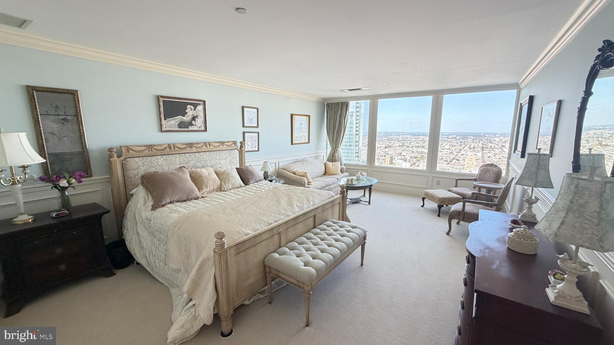 CENTER CITY - Residential Lease