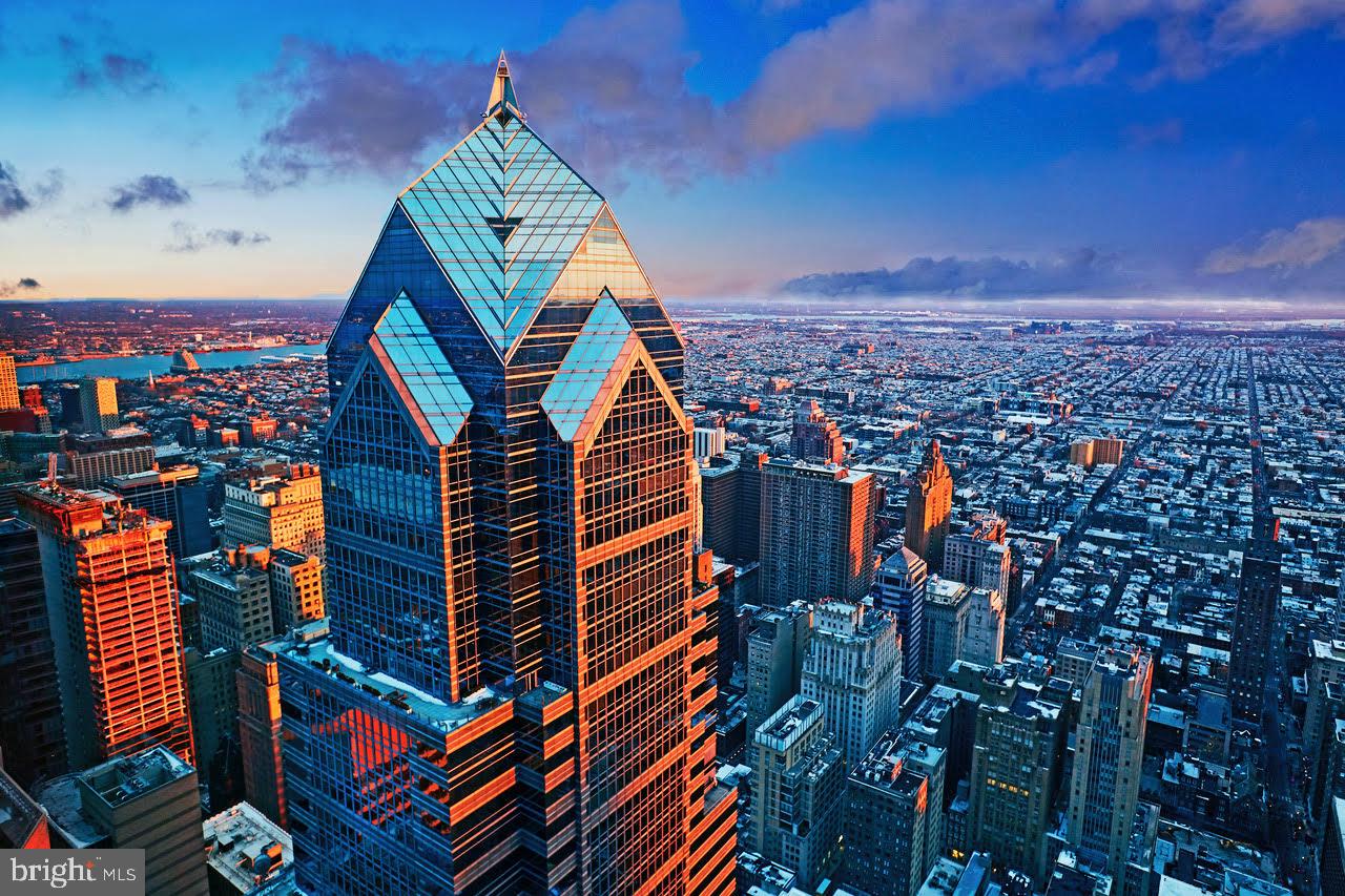 CENTER CITY - Residential Lease