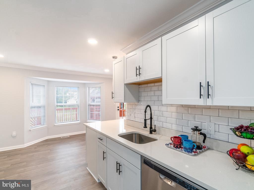 STRATFORD PLACE - Residential