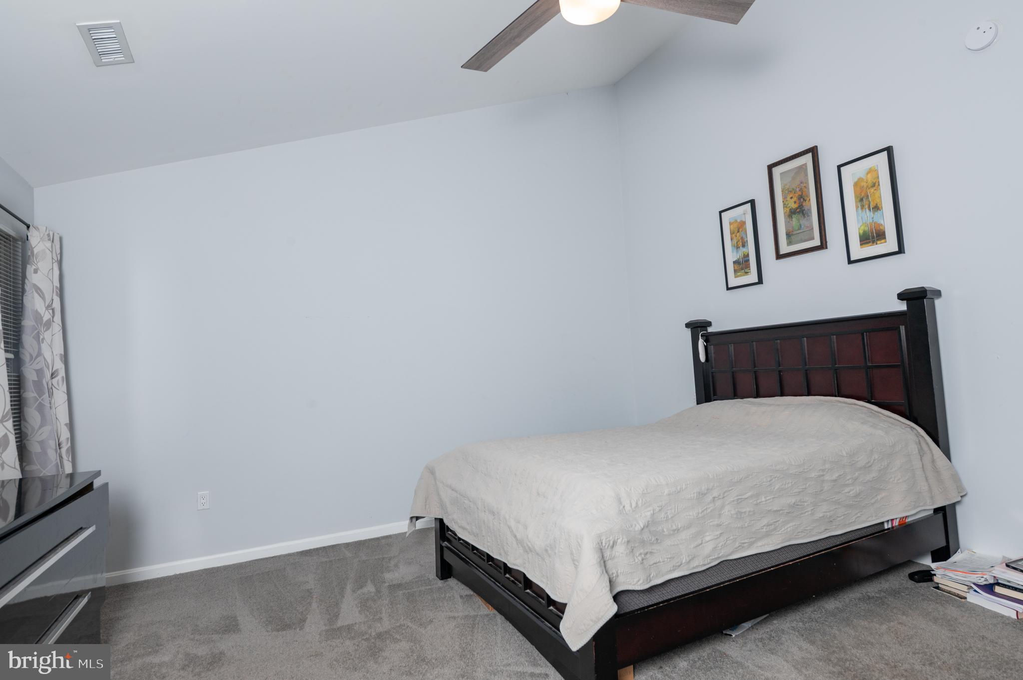 STRATFORD PLACE - Residential