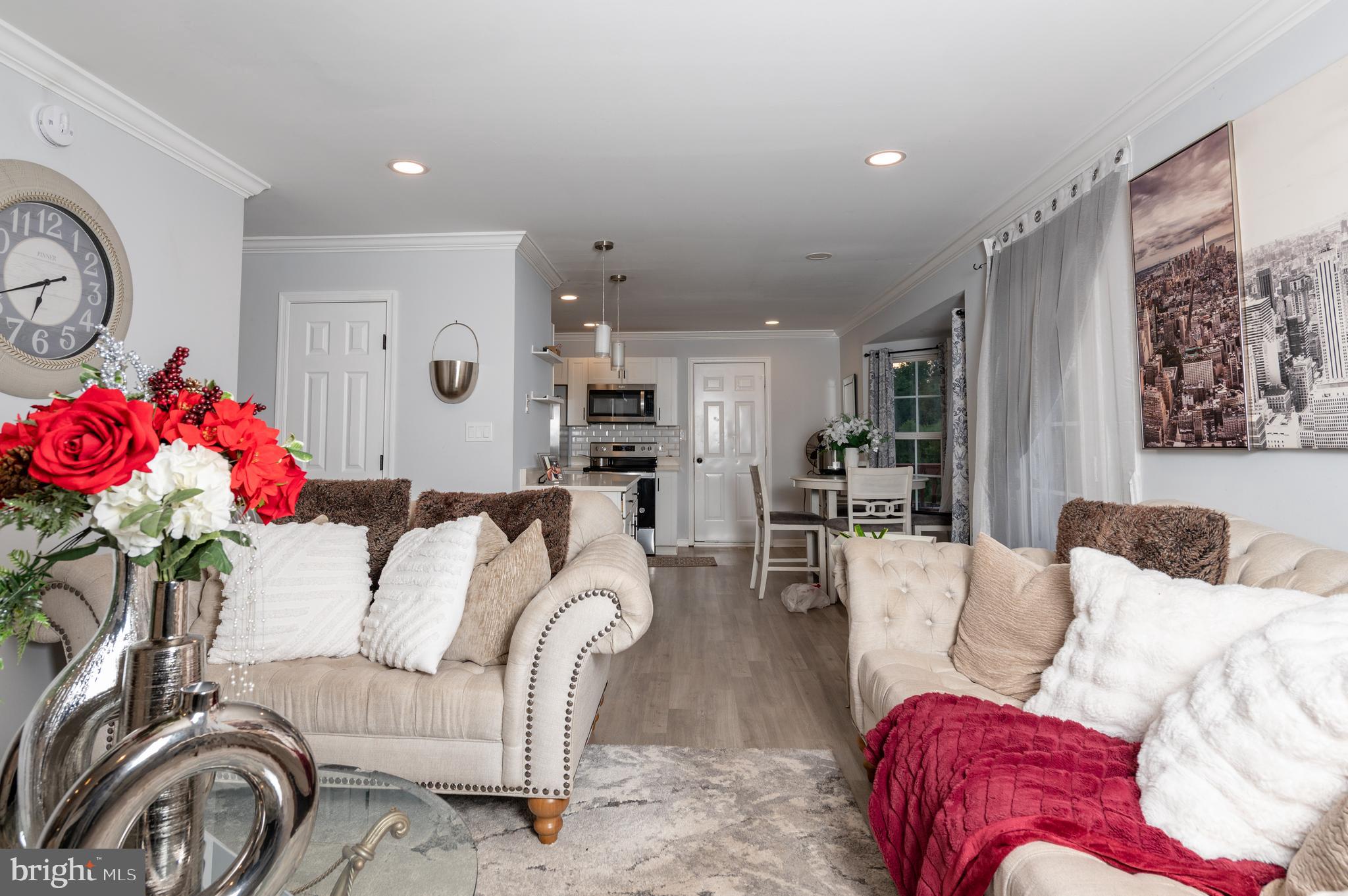 STRATFORD PLACE - Residential