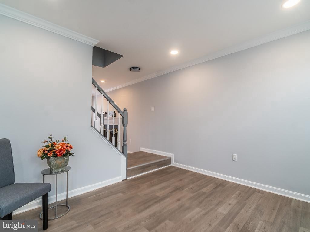 STRATFORD PLACE - Residential