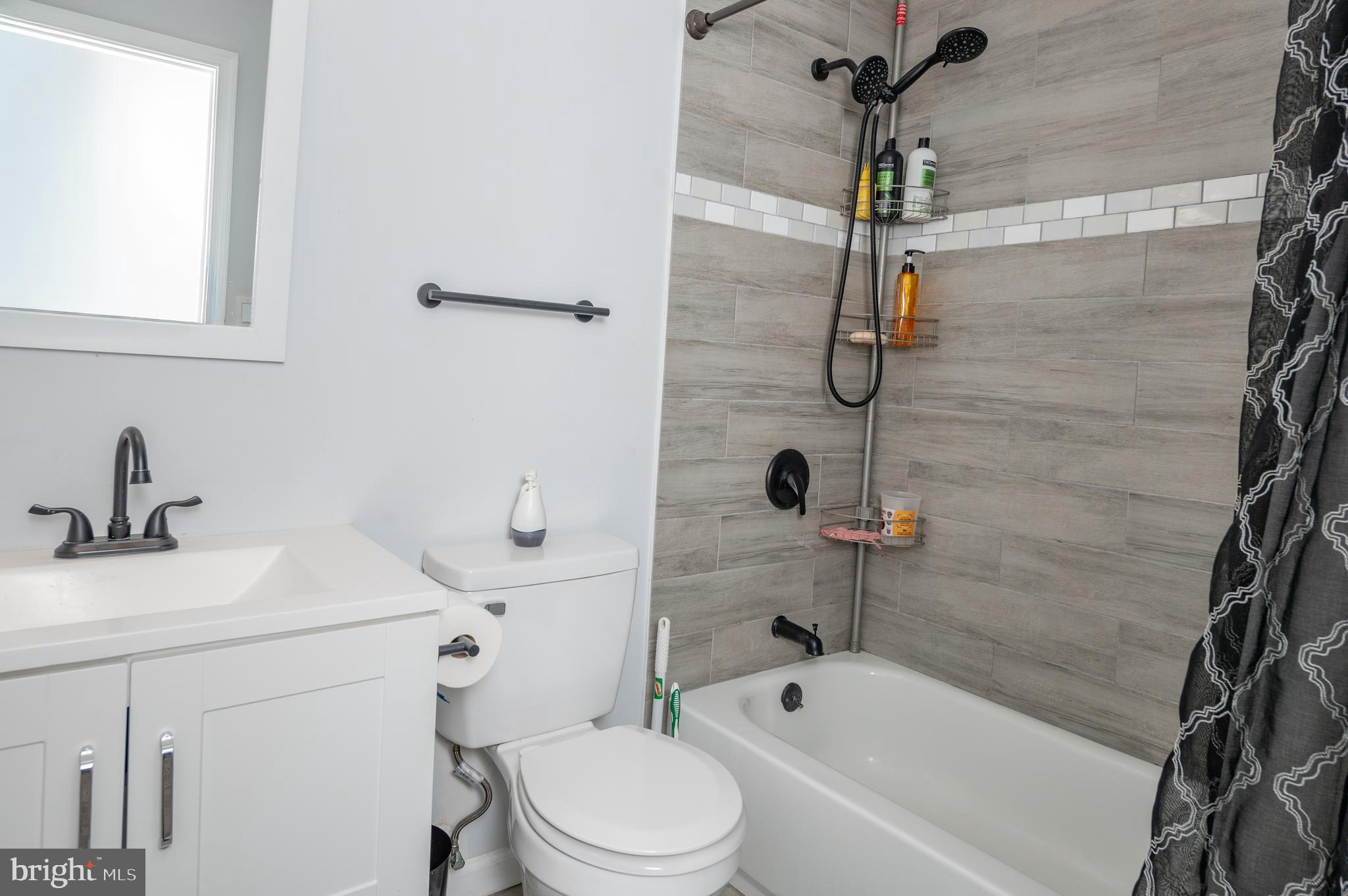 STRATFORD PLACE - Residential