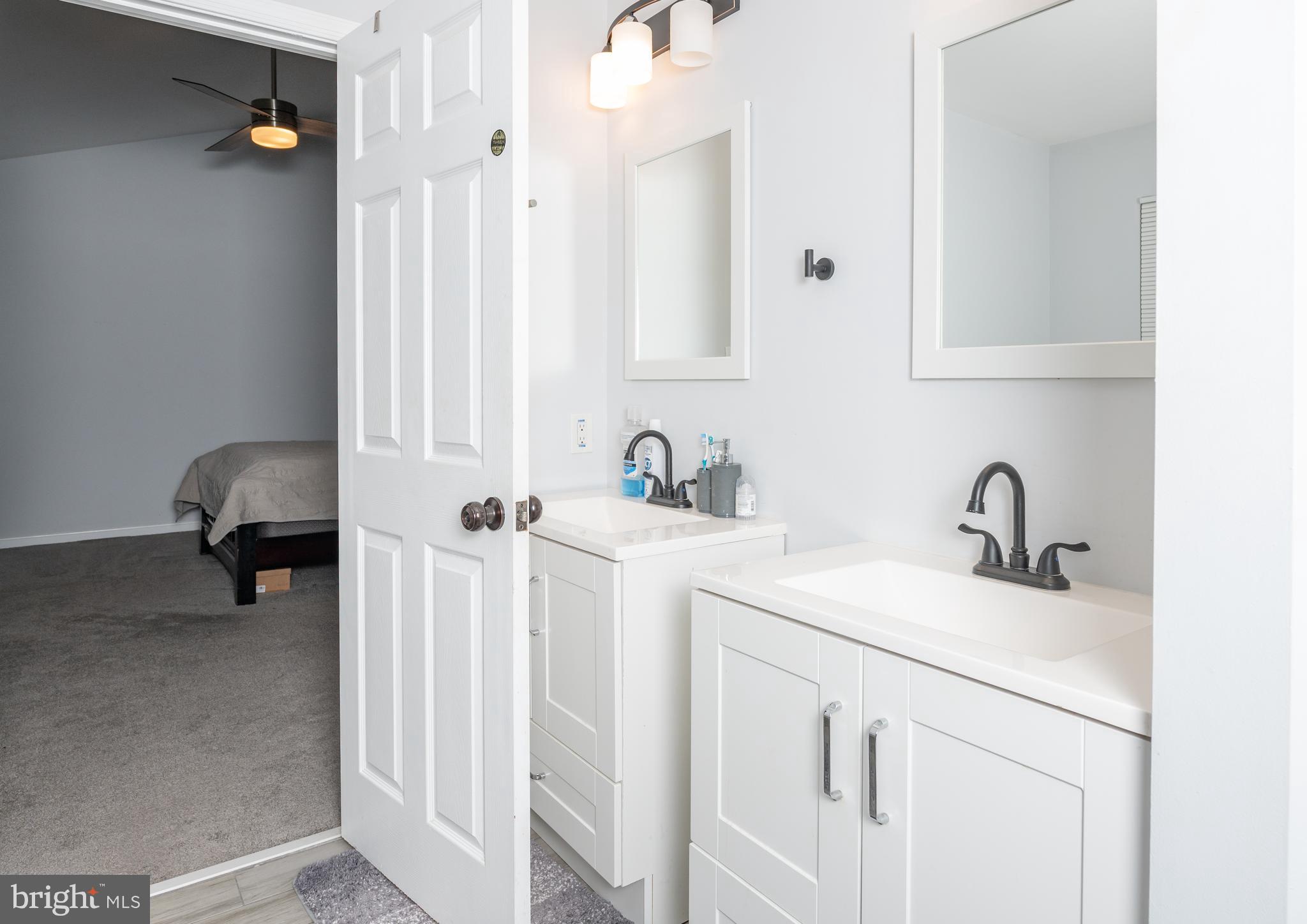 STRATFORD PLACE - Residential