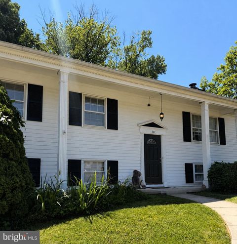 Homes For Sale - 507 Williamsburg Lane<br/> ODENTON, MD 21113