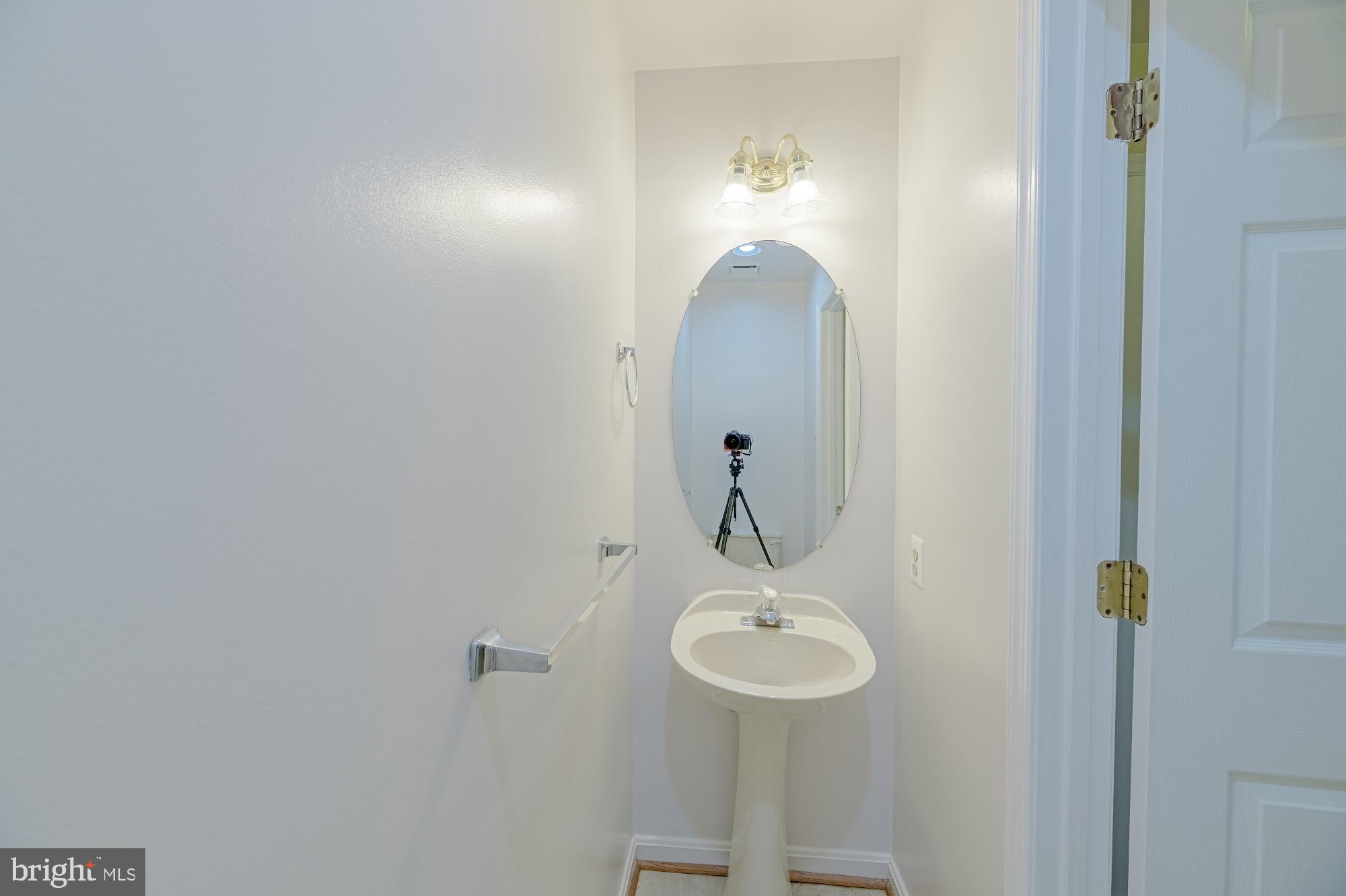 SUMMIT CREEK - Residential Lease