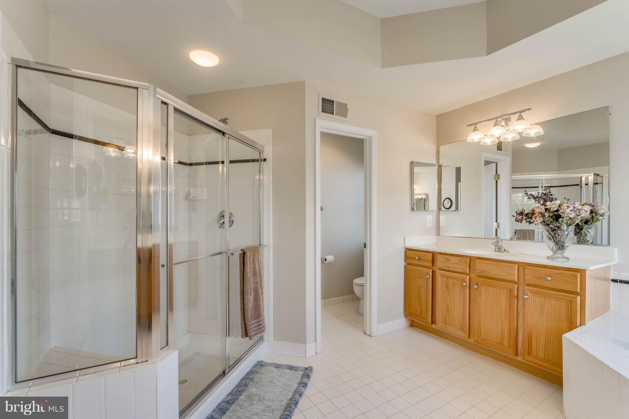 VICTORY LAKES - Residential