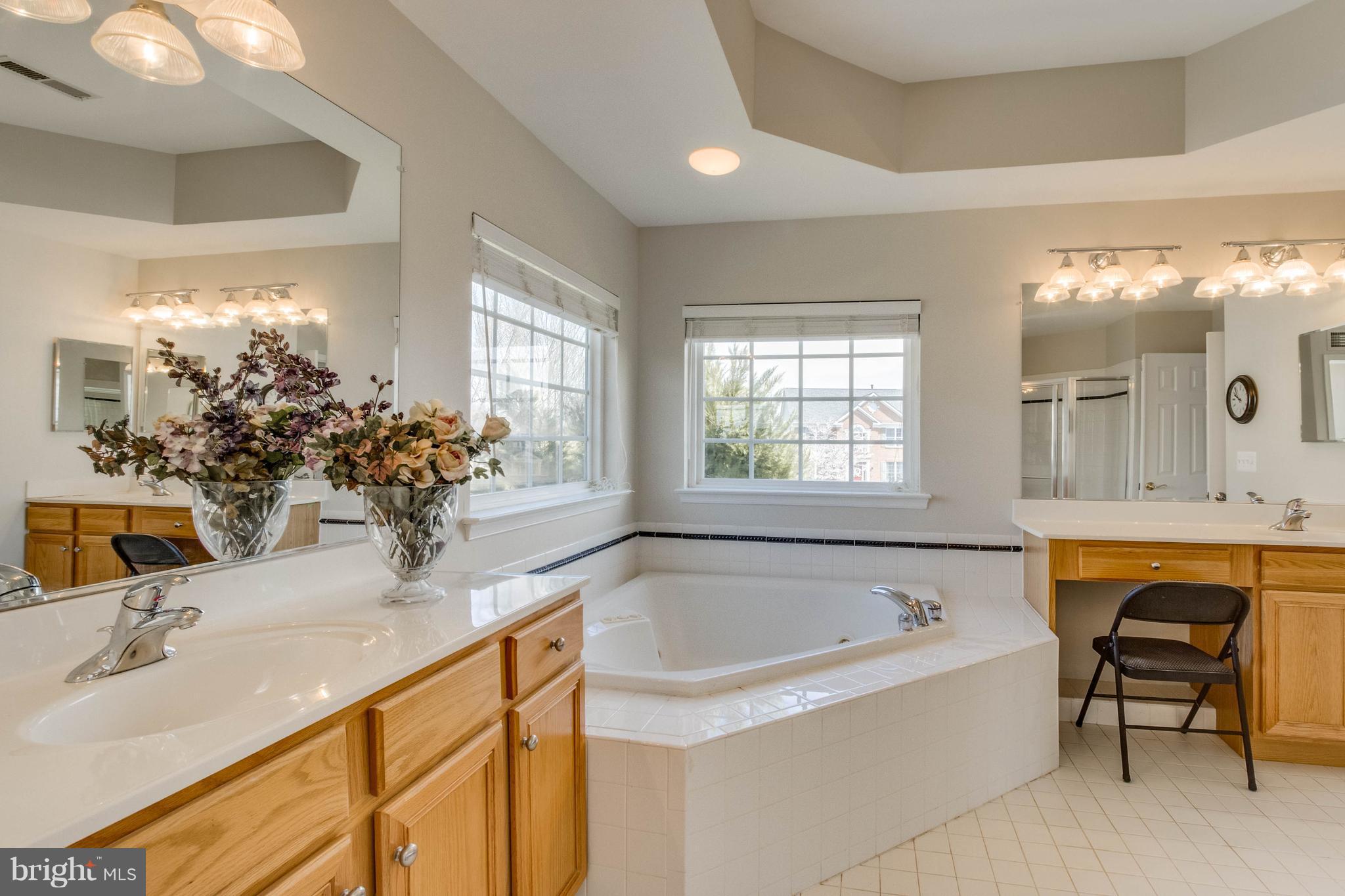 VICTORY LAKES - Residential