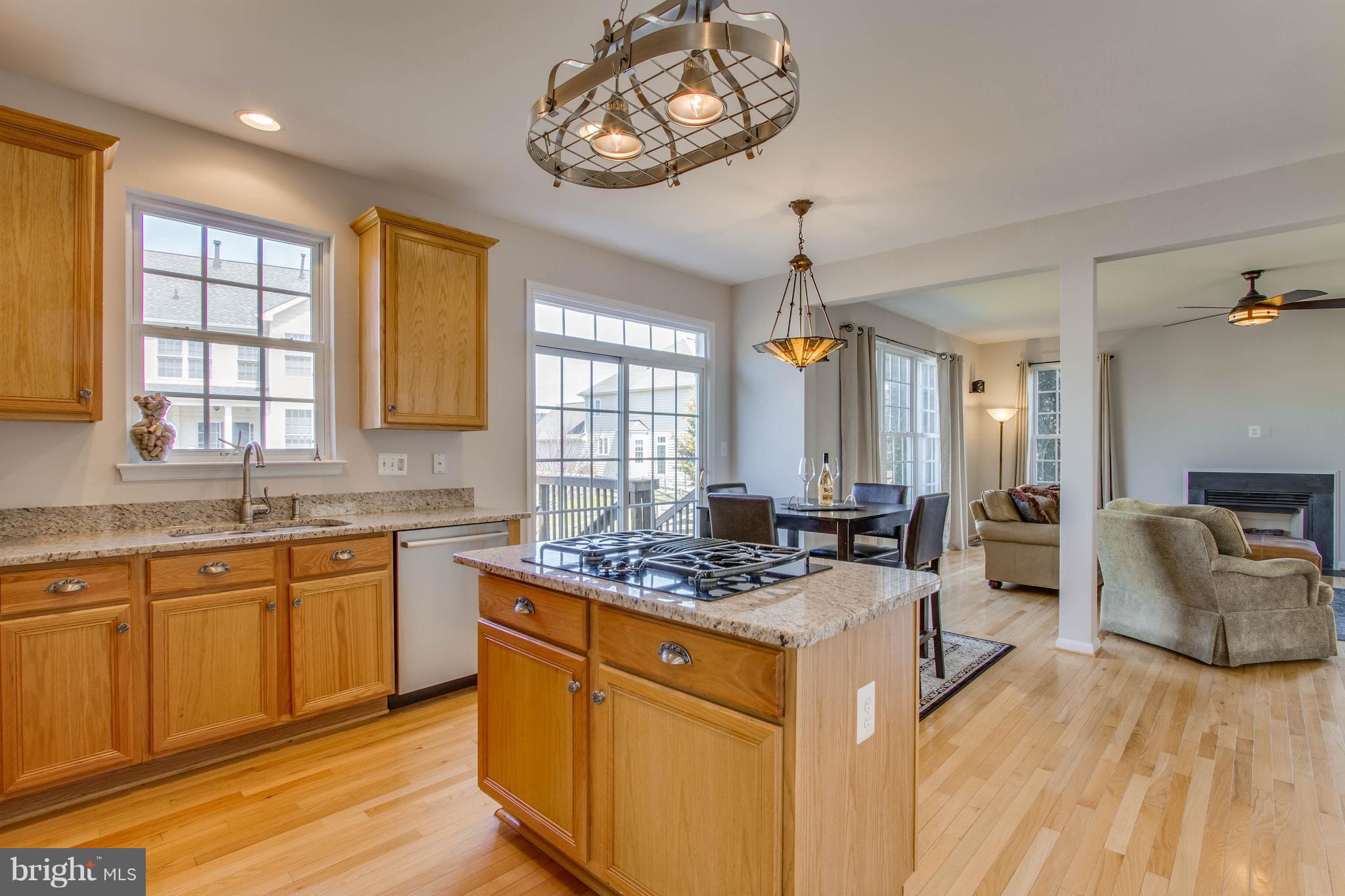 VICTORY LAKES - Residential