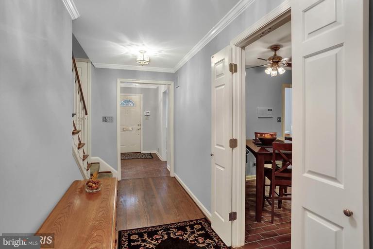 WRENS CORNER - Residential Lease