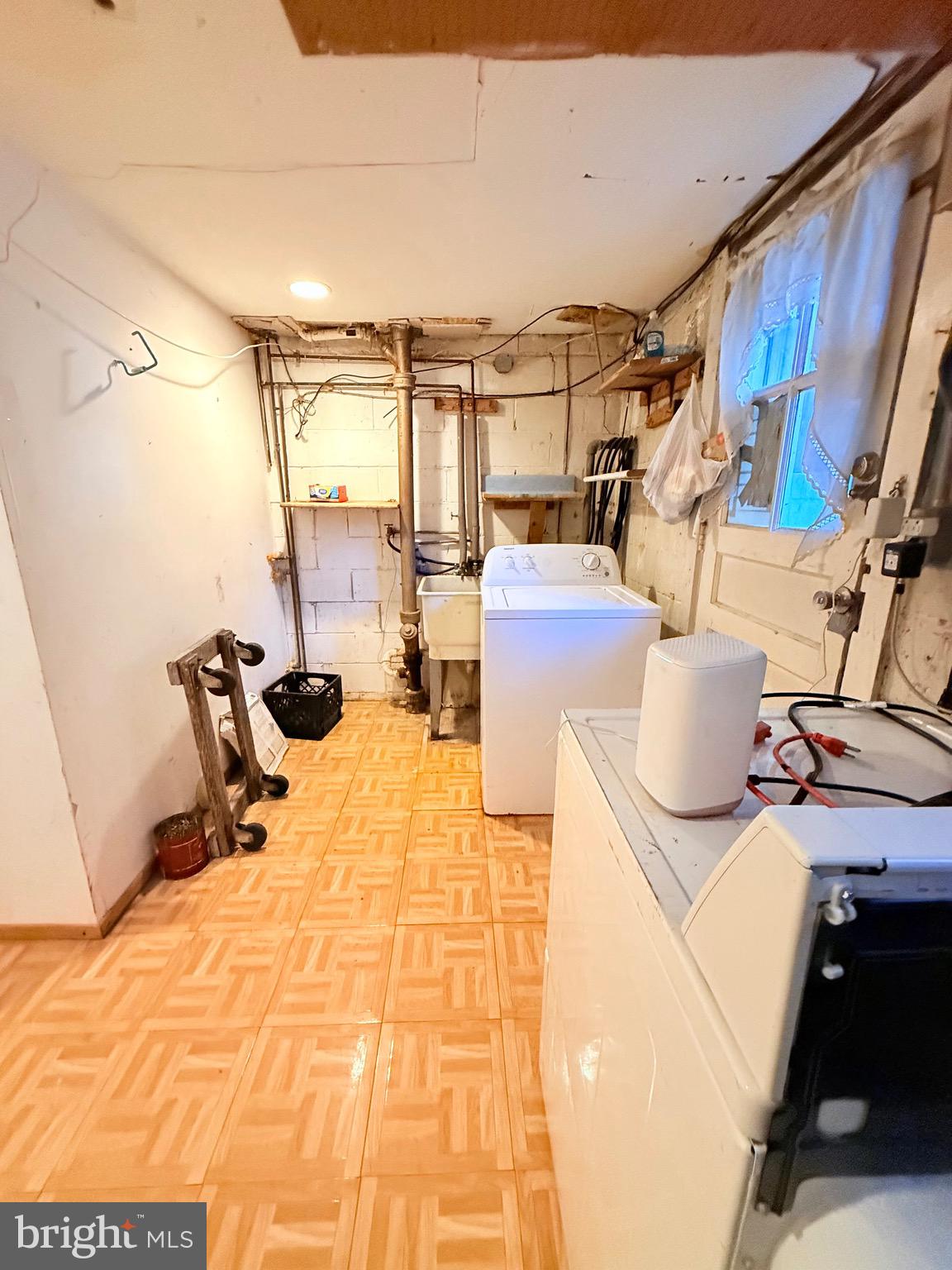 WEST INVERNESS - Residential