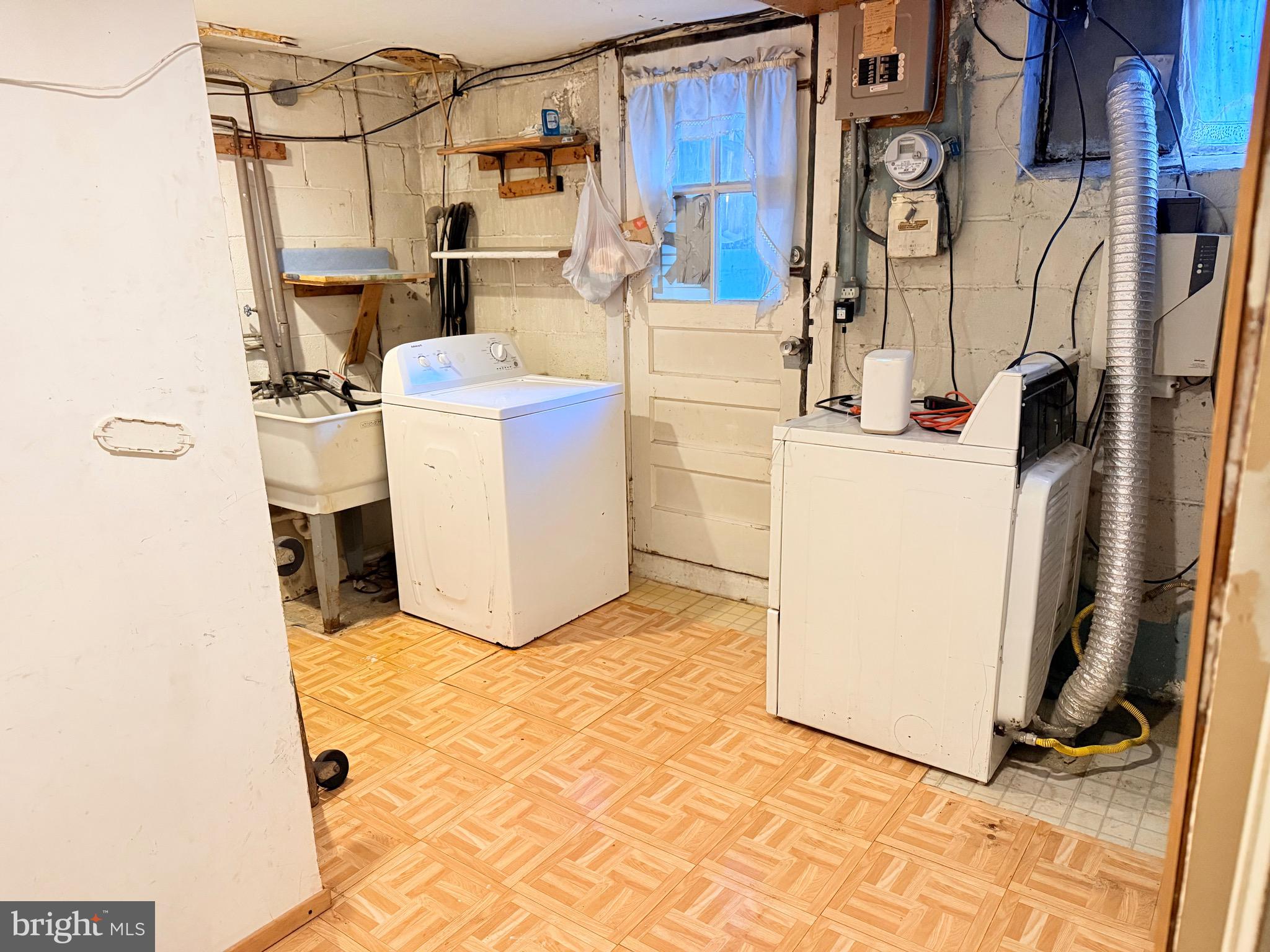 WEST INVERNESS - Residential