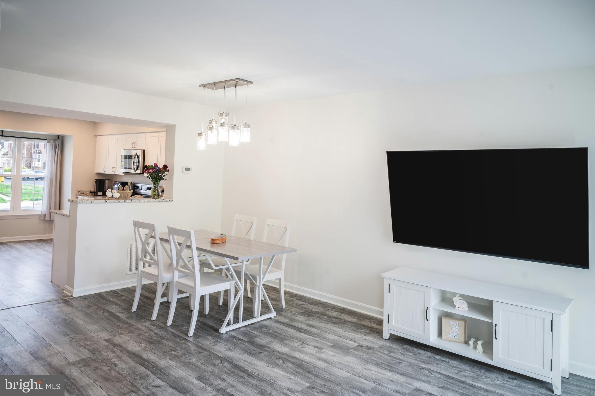 STONEY BEACH - Residential